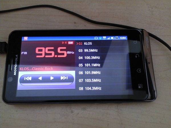 [Tip] The DROID Bionic Has FM Radio - Tune In Using The DROID 3 Radio APK