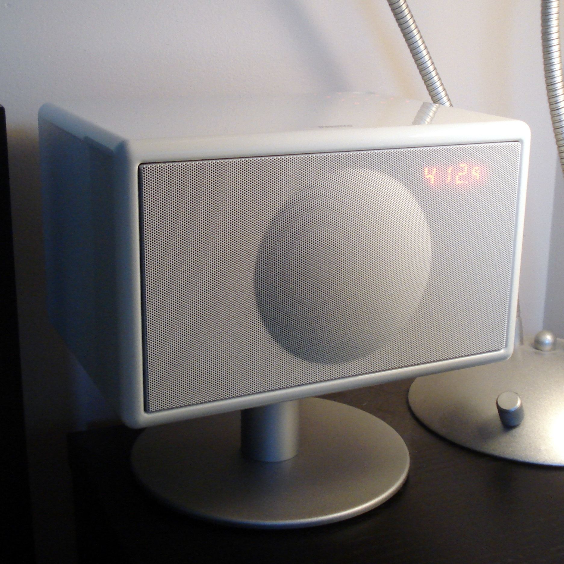 Geneva Model S Wireless Review: This Bluetooth Speaker Is