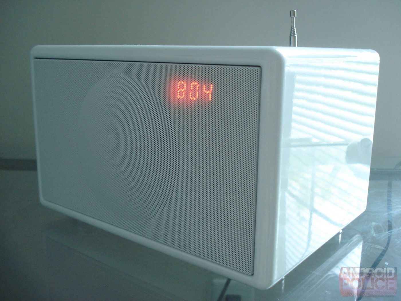 Geneva Model S Wireless Review: This Bluetooth Speaker Is Chic