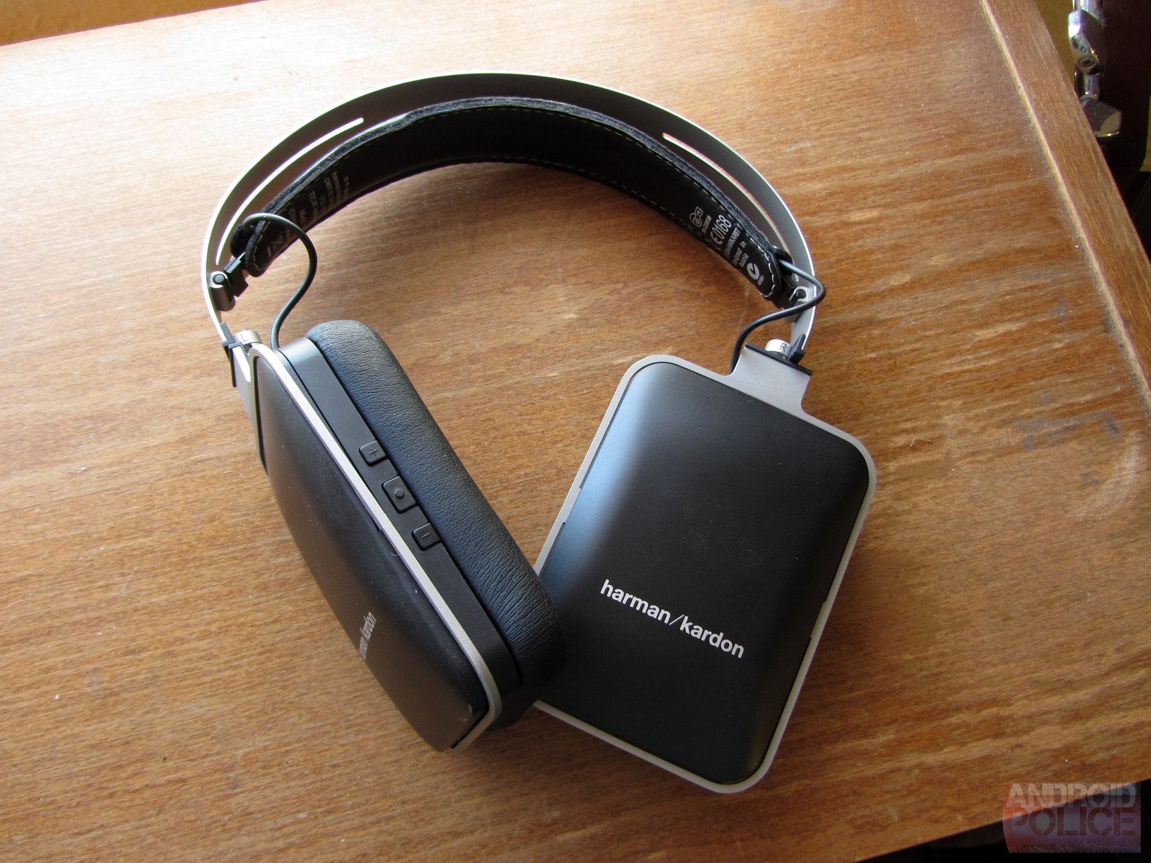 Quick Review] Harman Kardon BT Bluetooth Headphones