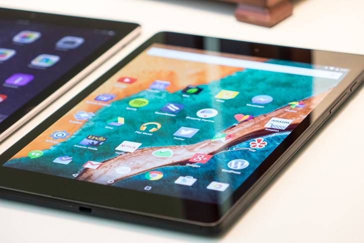 [Weekend Discussion] With Smartphones Getting So Big, Do You Still Want ...