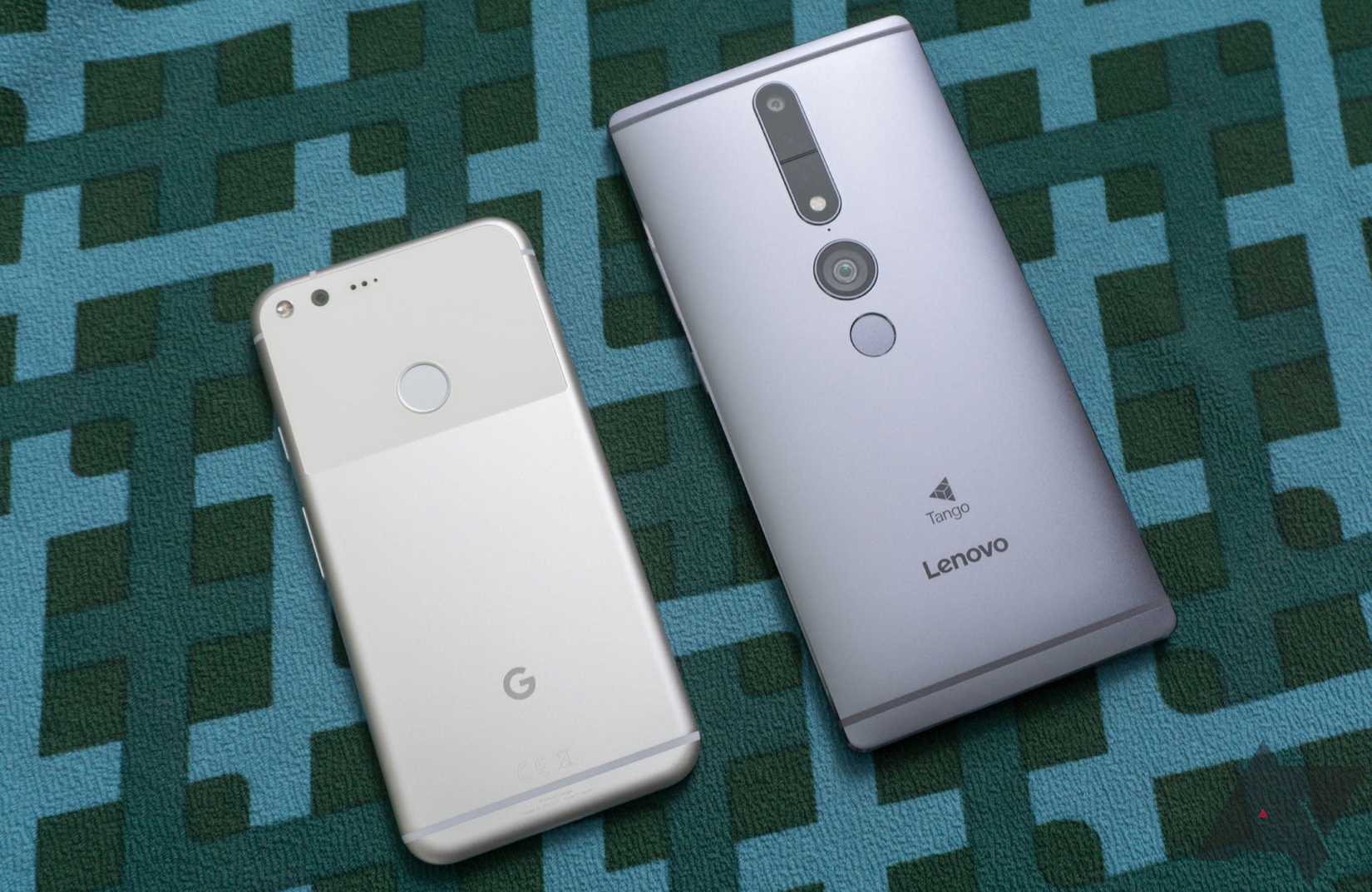 How smartphones got so huge