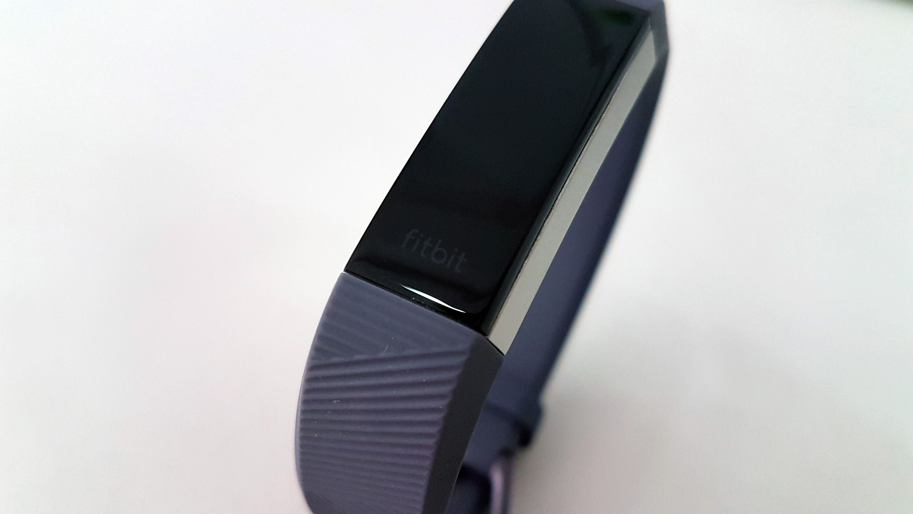 Fitbit Alta HR review: Compromising features for a slim