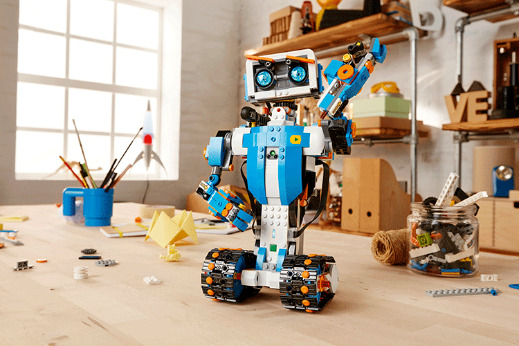 Build, code, and play with the LEGO Boost companion app for Android