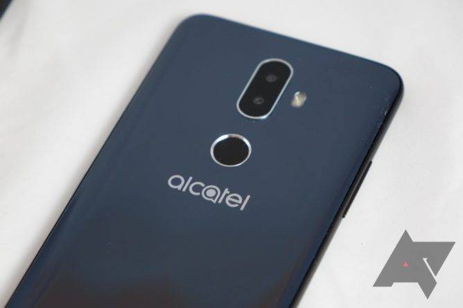 TCL previews the new Alcatel series 1, 3, and 5