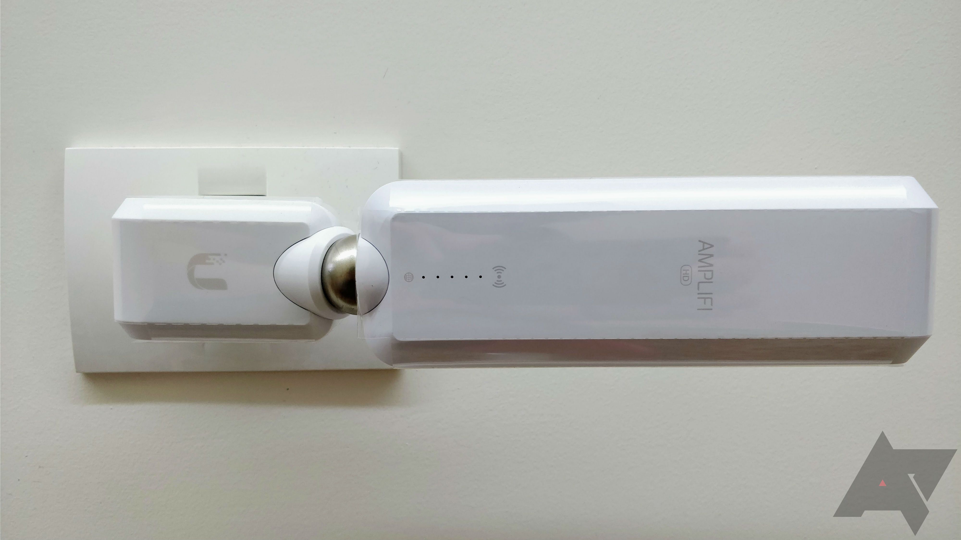 AmpliFi Mesh Point HD review: The benefits of a mesh system with your ...