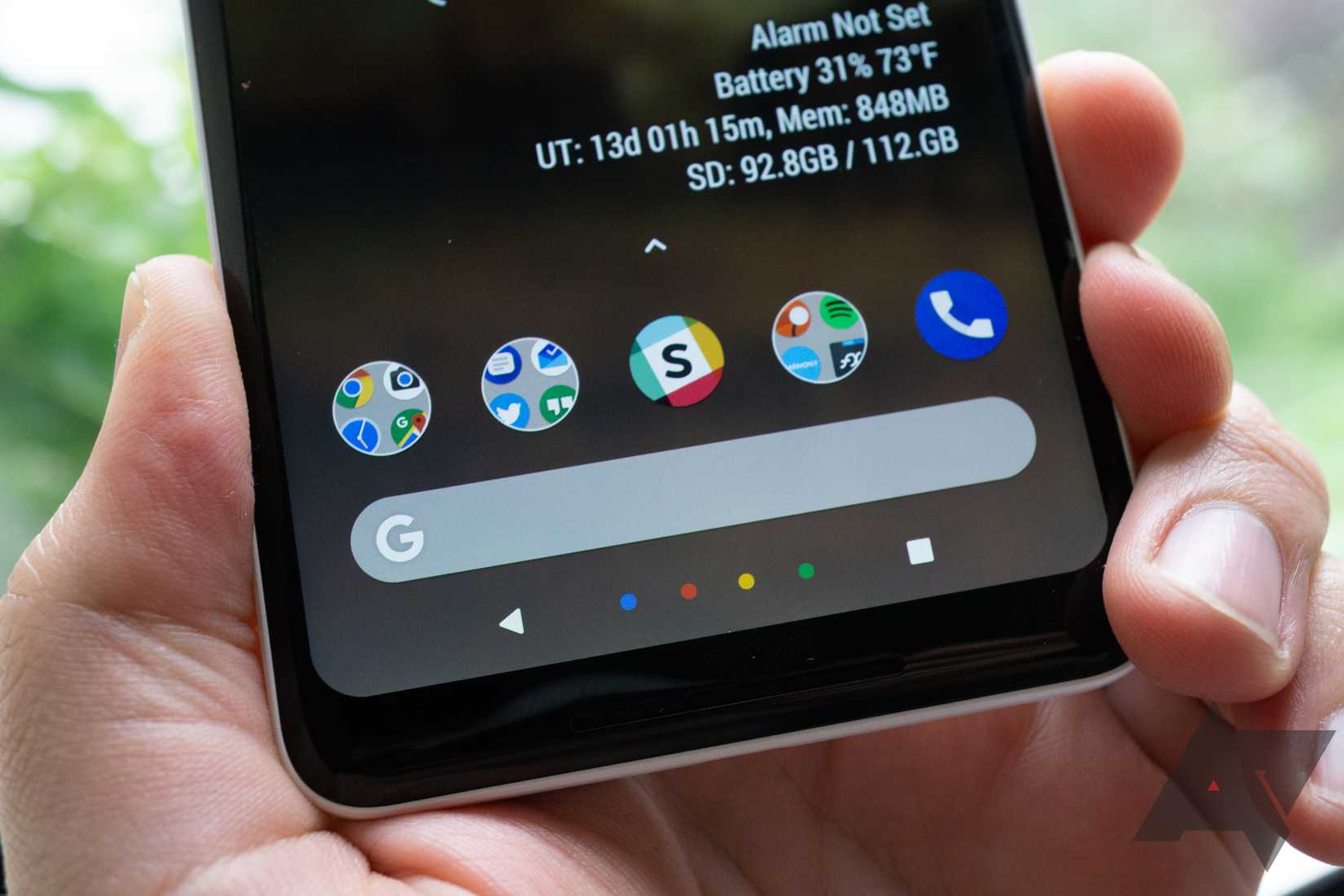 Active Edge Squeeze Pixel 2 XL hero