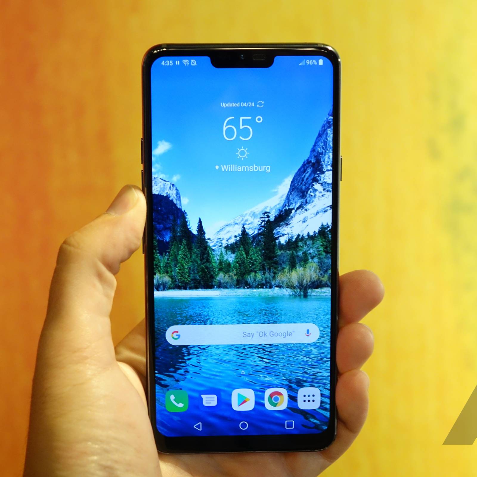 The LG G7's questionable 'AI' and a screen notch aren't enough to stand out in 2018 The LG G7's questionable 'AI' and a screen notch aren't enough to stand out in 2018
