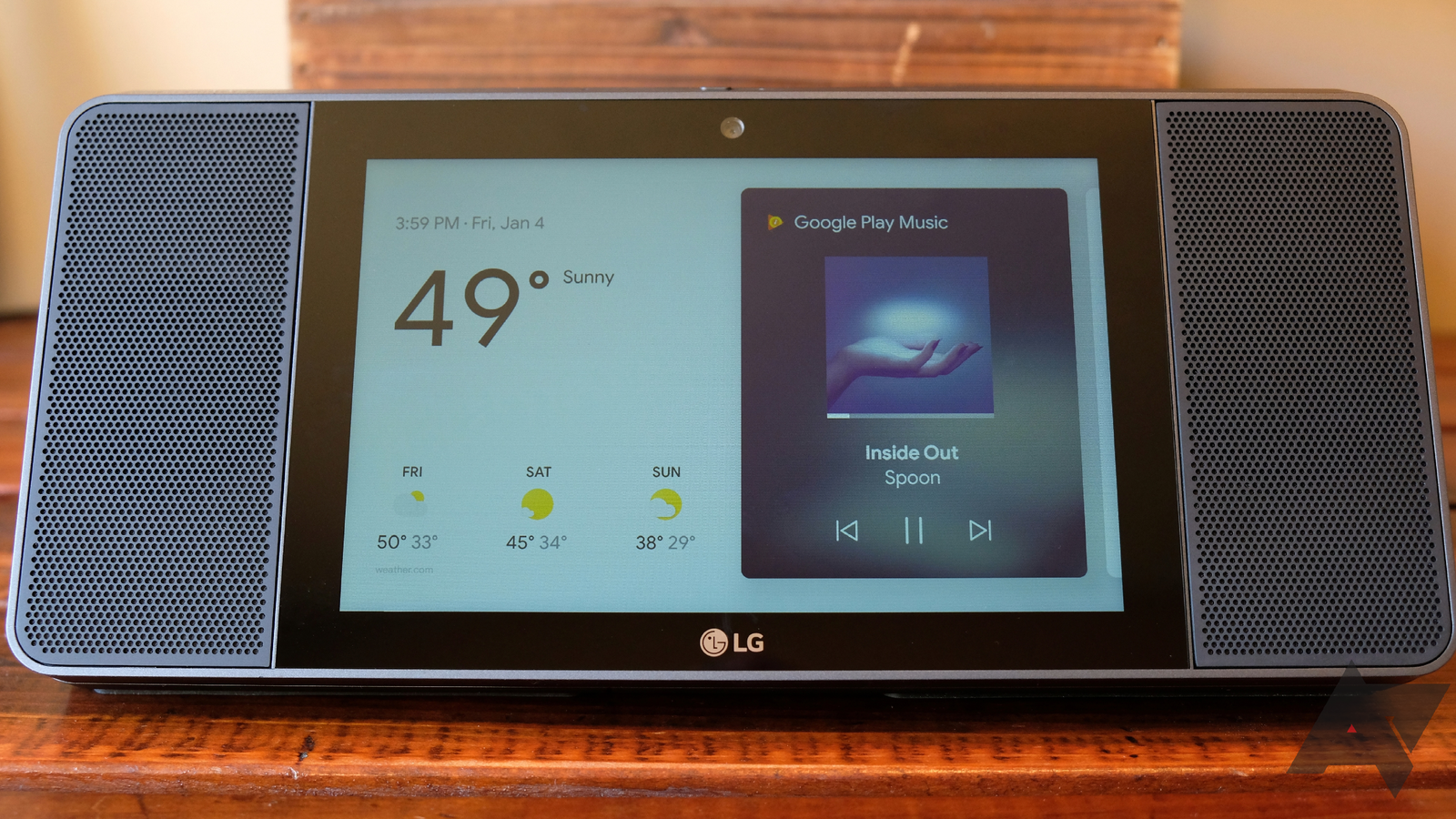 LG ThinQ View smart display review: It's $250, loud, and kind of ugly