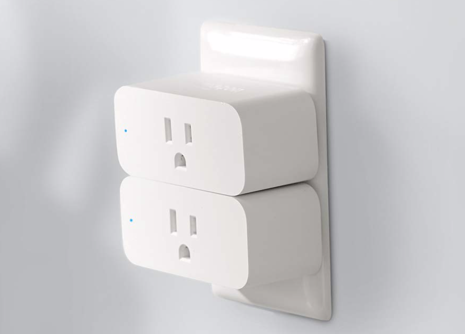 Amazon's compact and well-rated Smart Plug is 40% off, down to $14.99