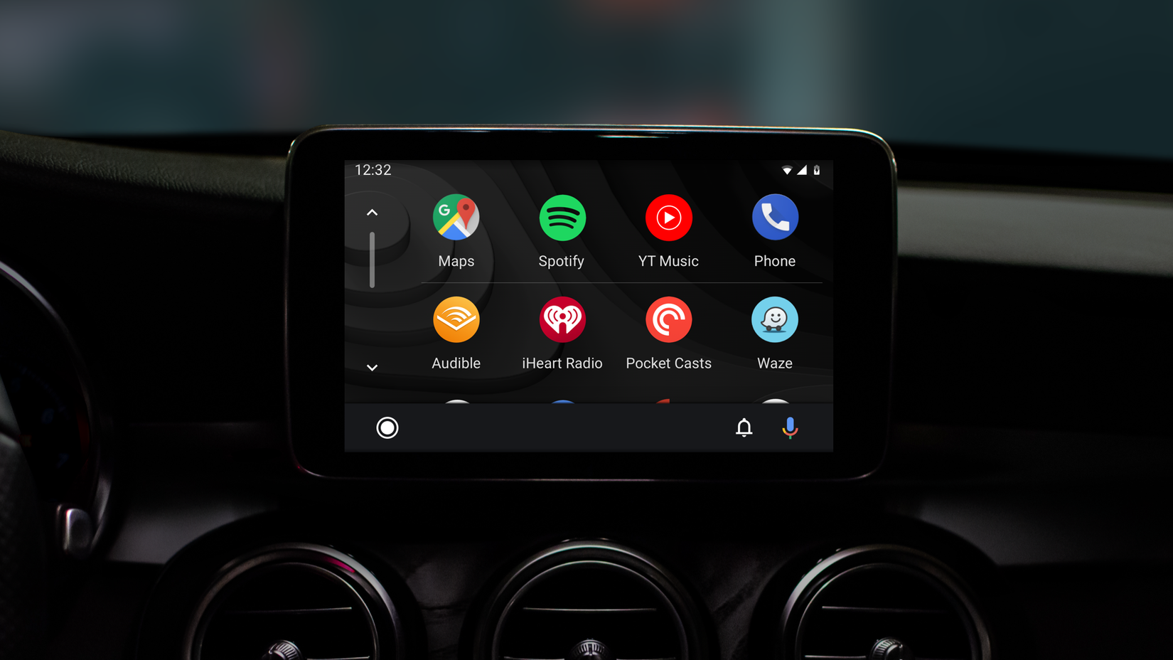 O novo iniciador apresenta uma maneira familiar de descobrir e iniciar facilmente aplicativos compatíveis com Android Auto