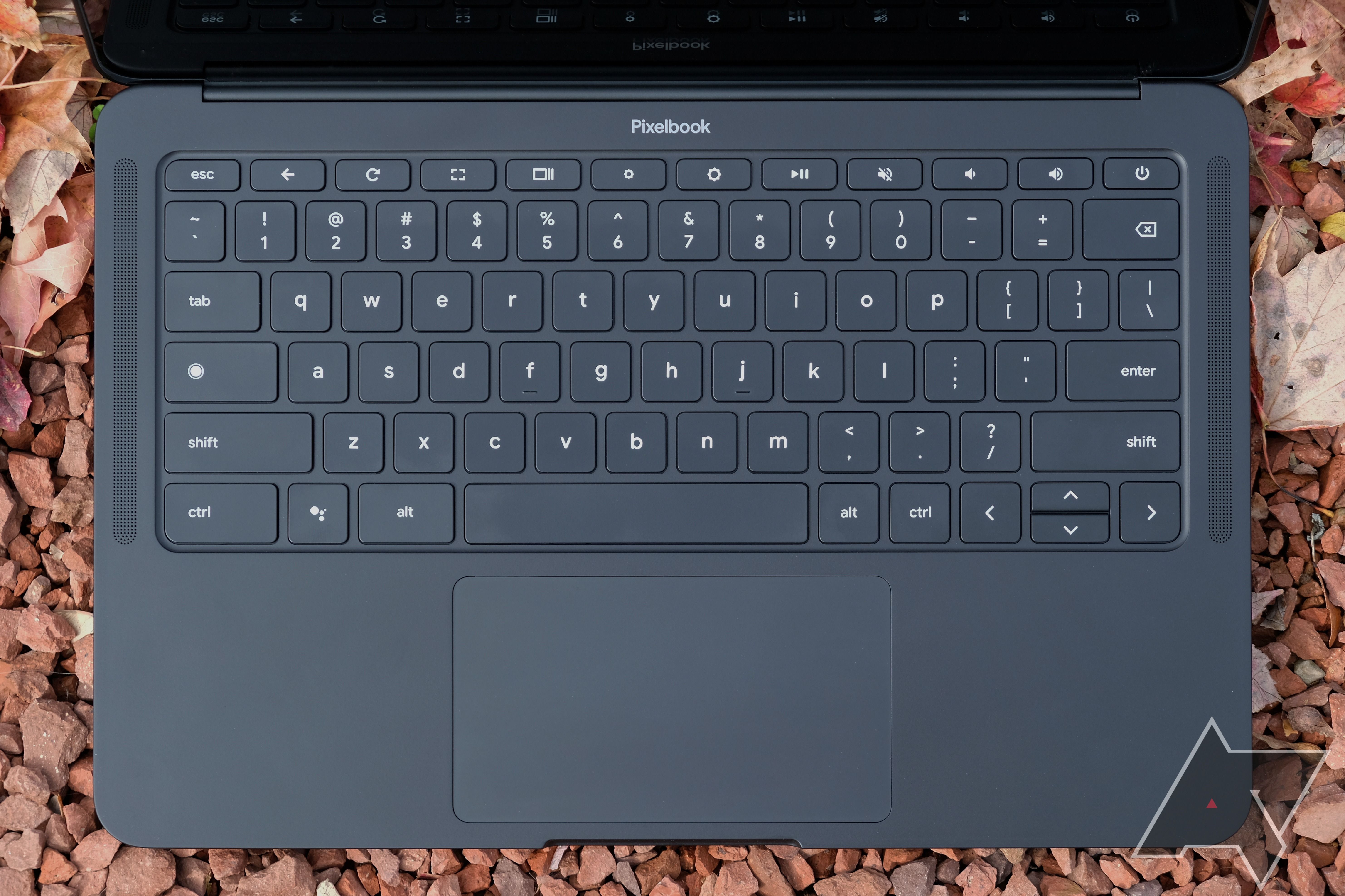Pixelbook Go review: Google's cheap laptop is too expensive