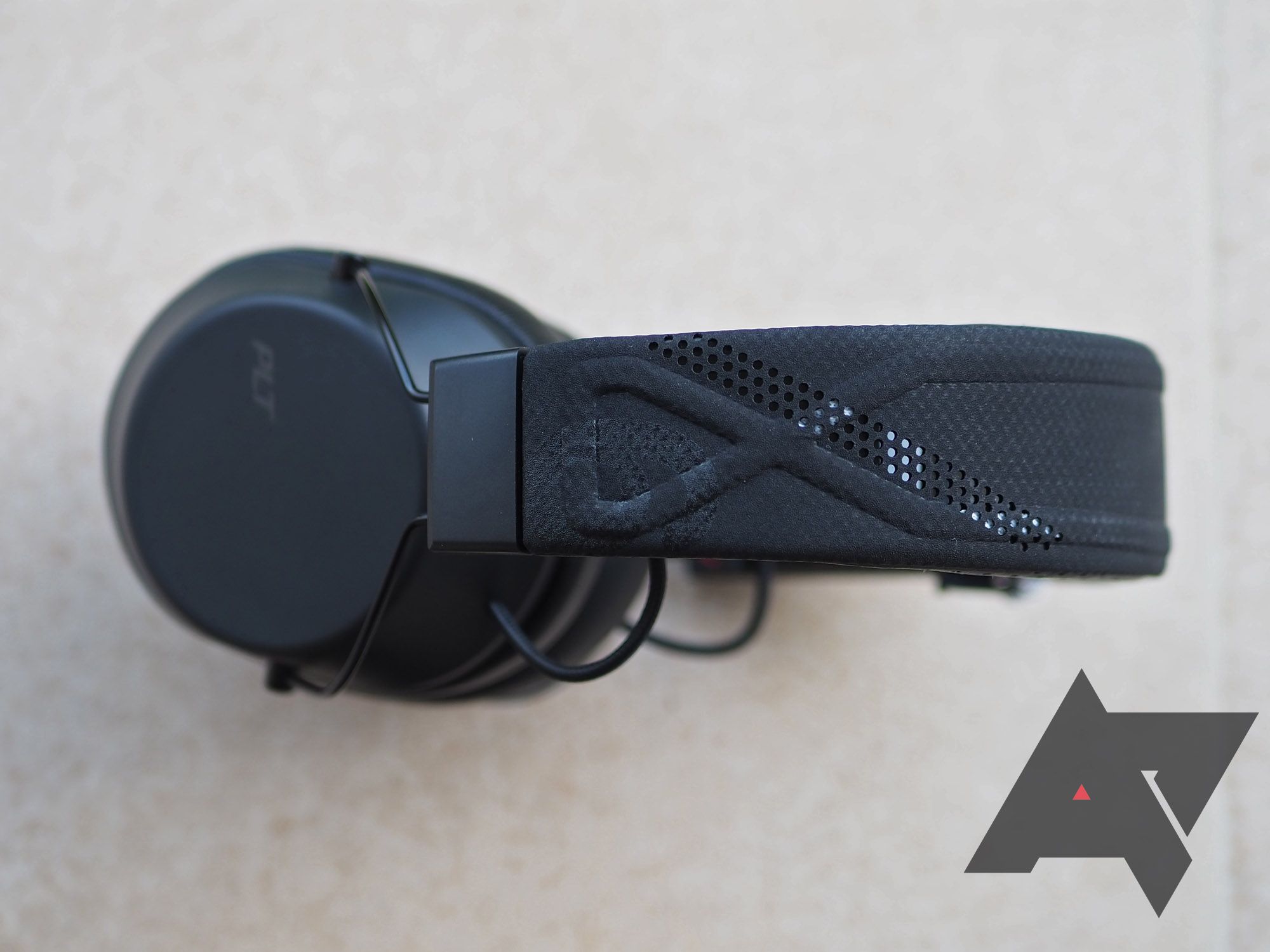 Plantronics BackBeat Fit 6100 review: Good, gym-friendly over-ear