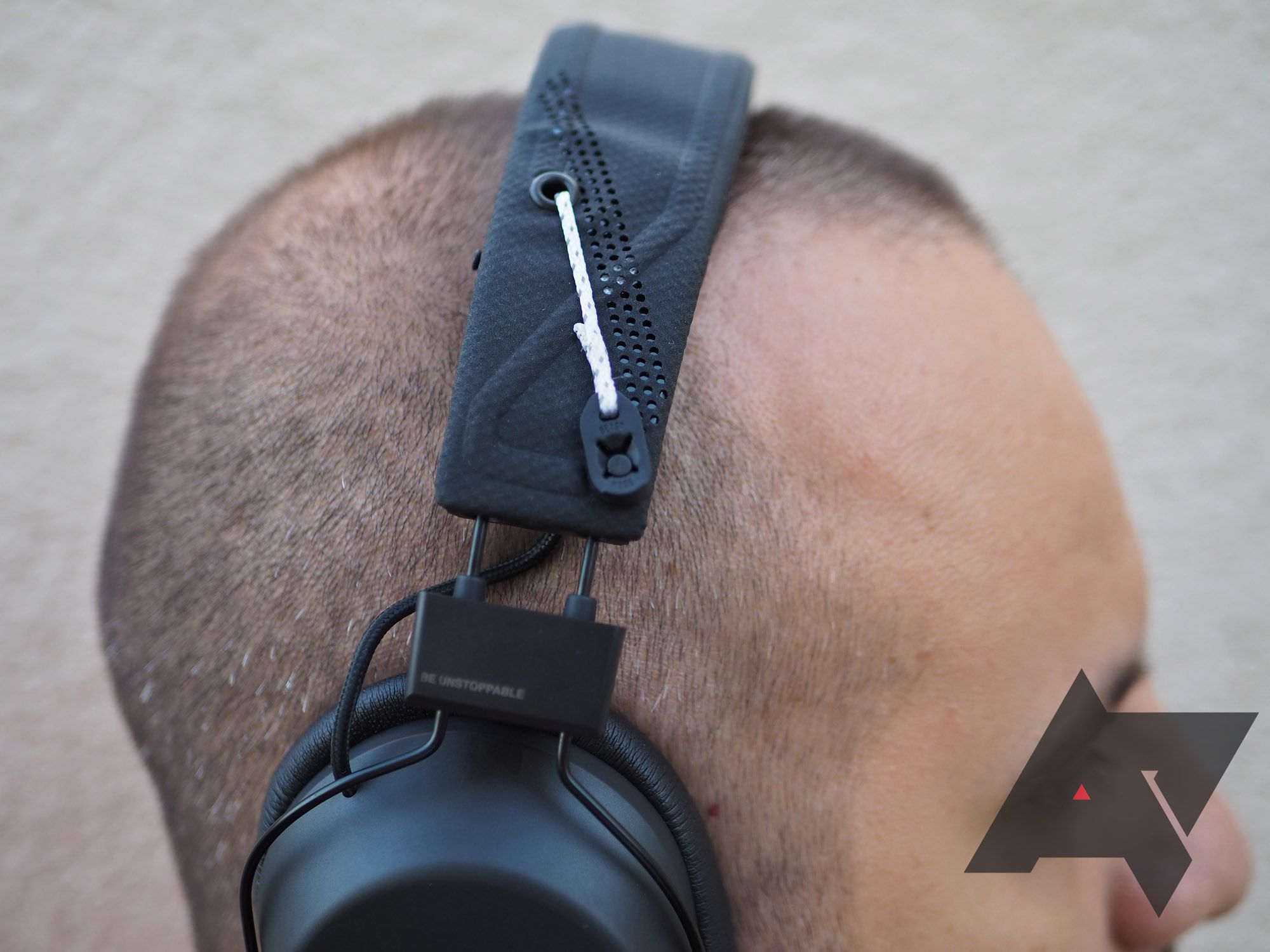 plantronics (poly)　back beat fit 6100 Plantronics BackBeat Fit 6100 Review | PCMag