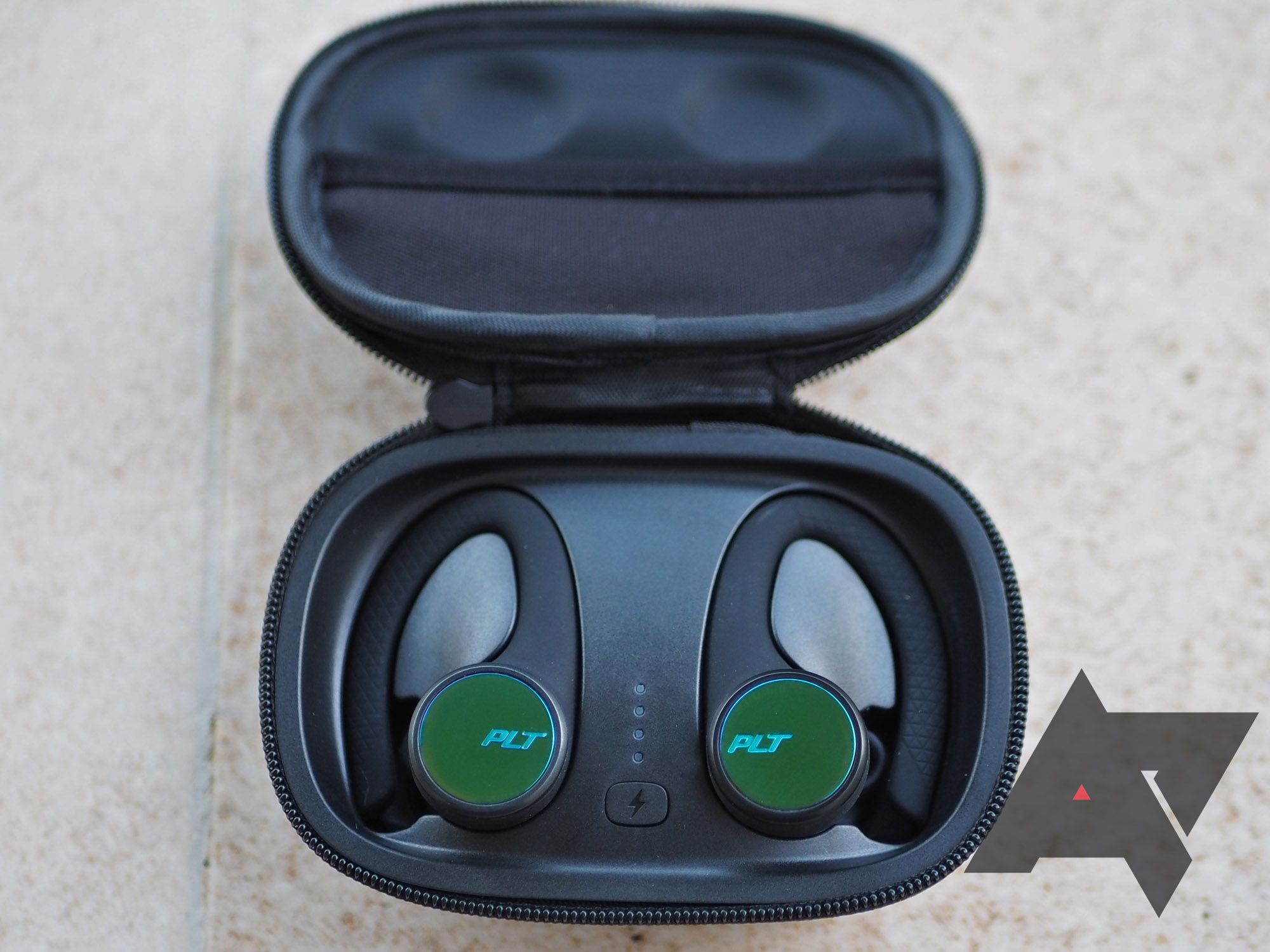 Plantronics BackBeat 3200 review: Stable sports buds that hit all