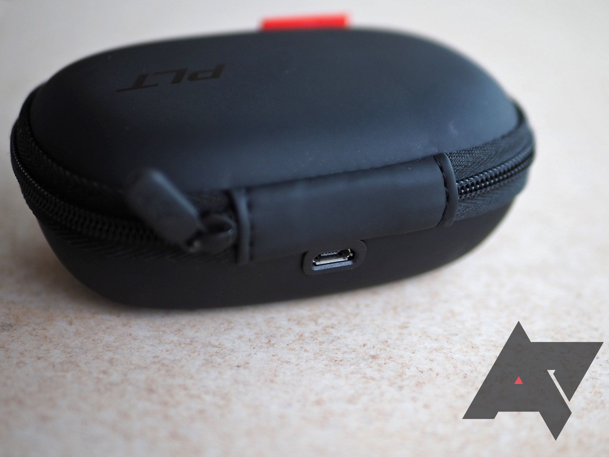 Plantronics BackBeat 3200 review: Stable sports buds that hit all