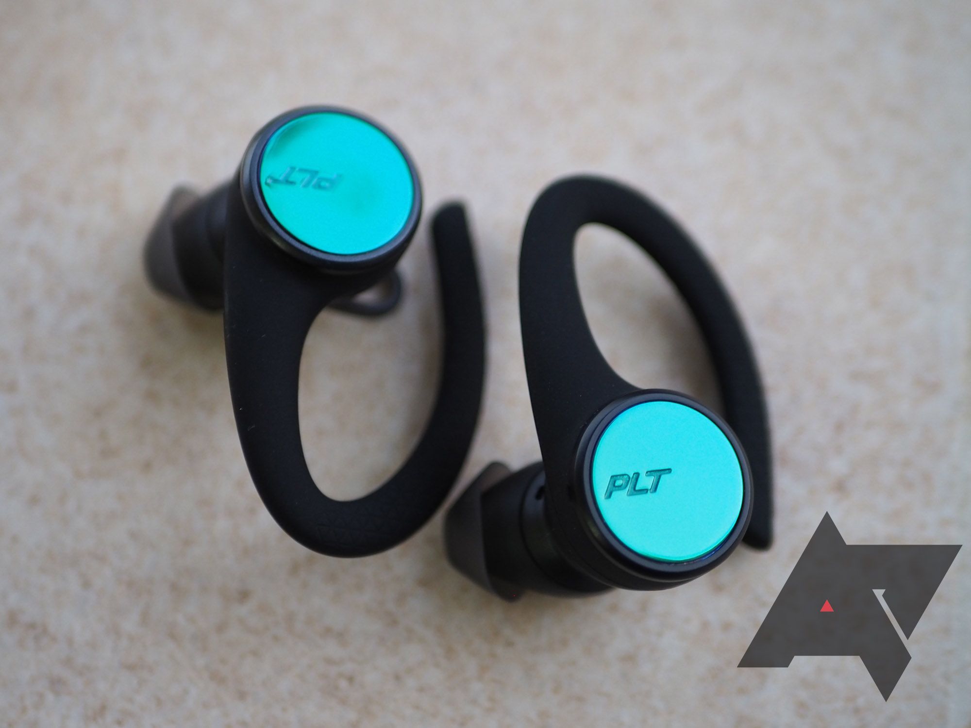 Plantronics BackBeat 3200 review: Stable sports buds that hit all