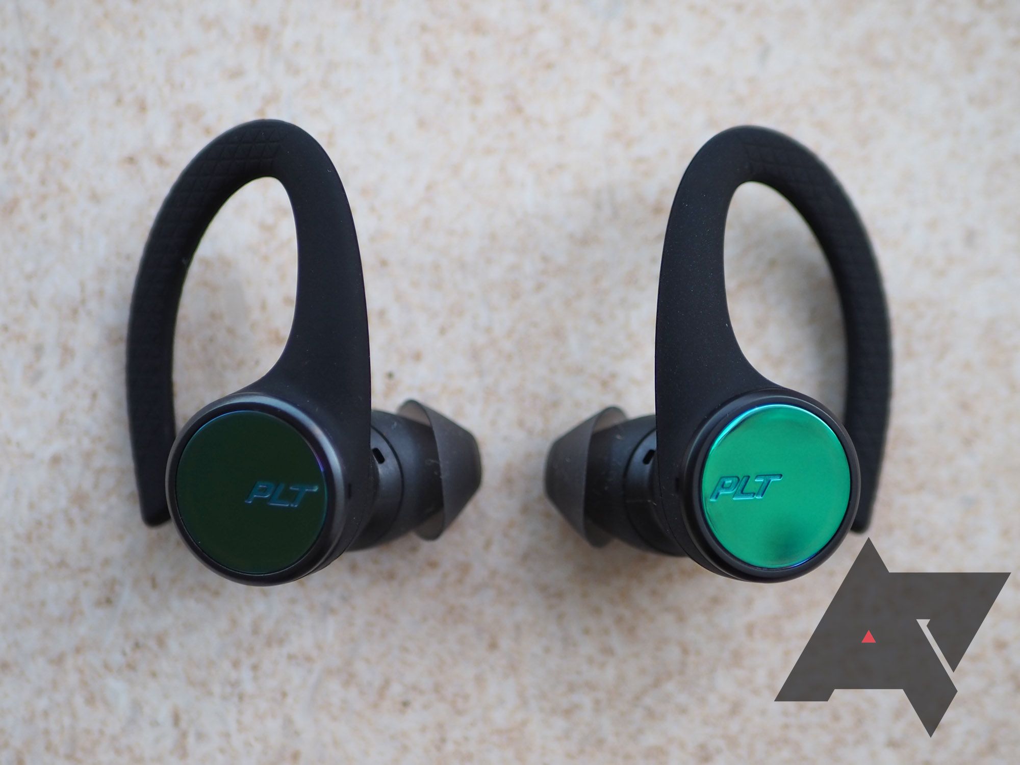Plantronics BackBeat 3200 review: Stable sports buds that hit all