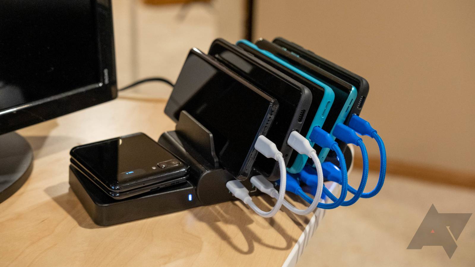 5 great USB charging stations that will keep all your gadgets ready for ...