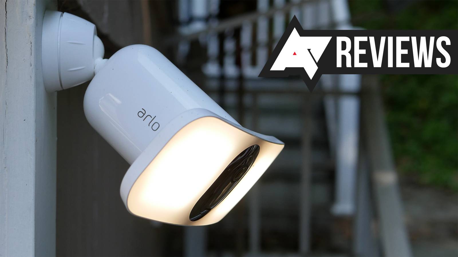 Arlo Pro 3 Floodlight Überwachungskamera im Test: Die kabellose Arlo Pro 3 Floodlight Überwachungskamera im Test: Die kabellose