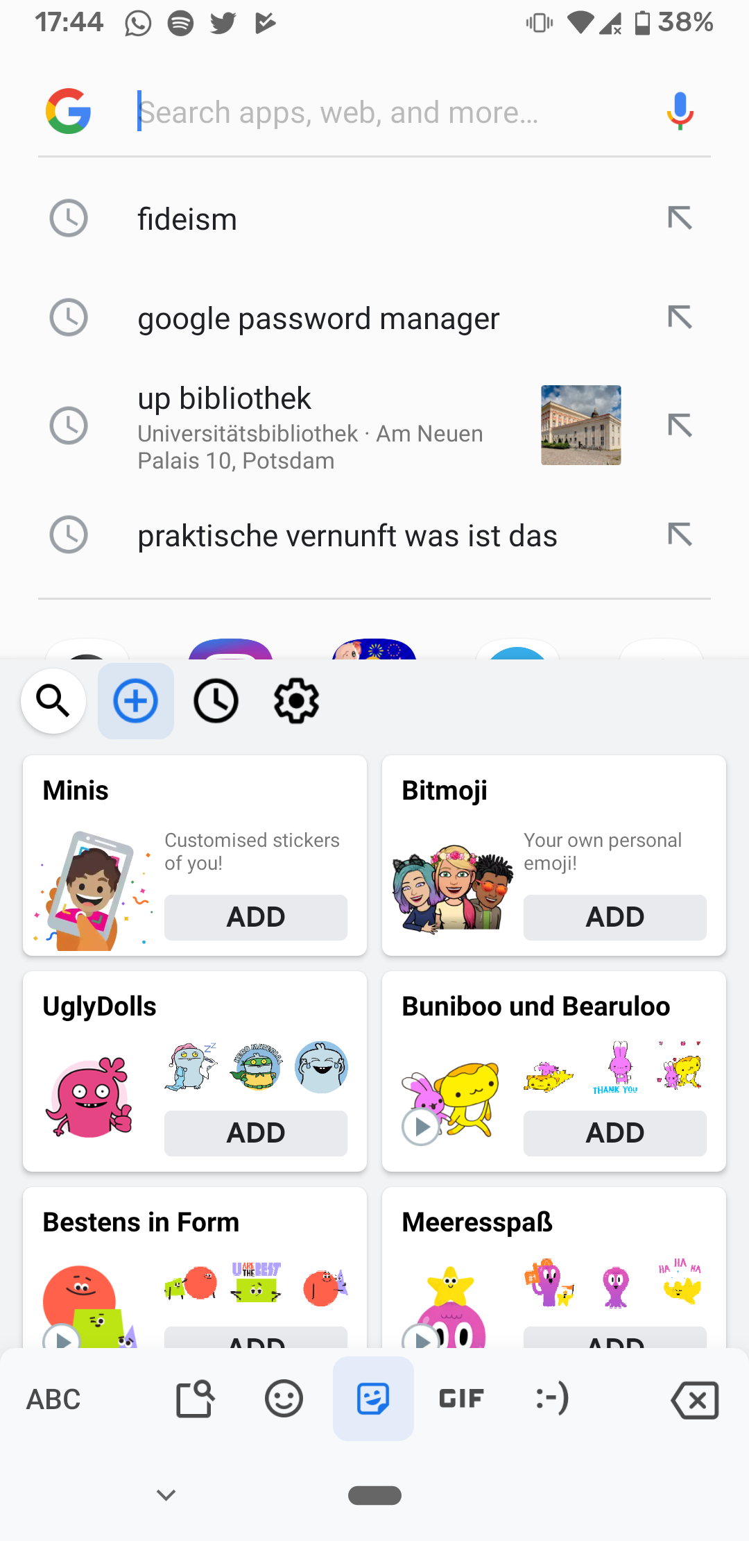 Gboard will nudge you to install the Bitmoji app in new test