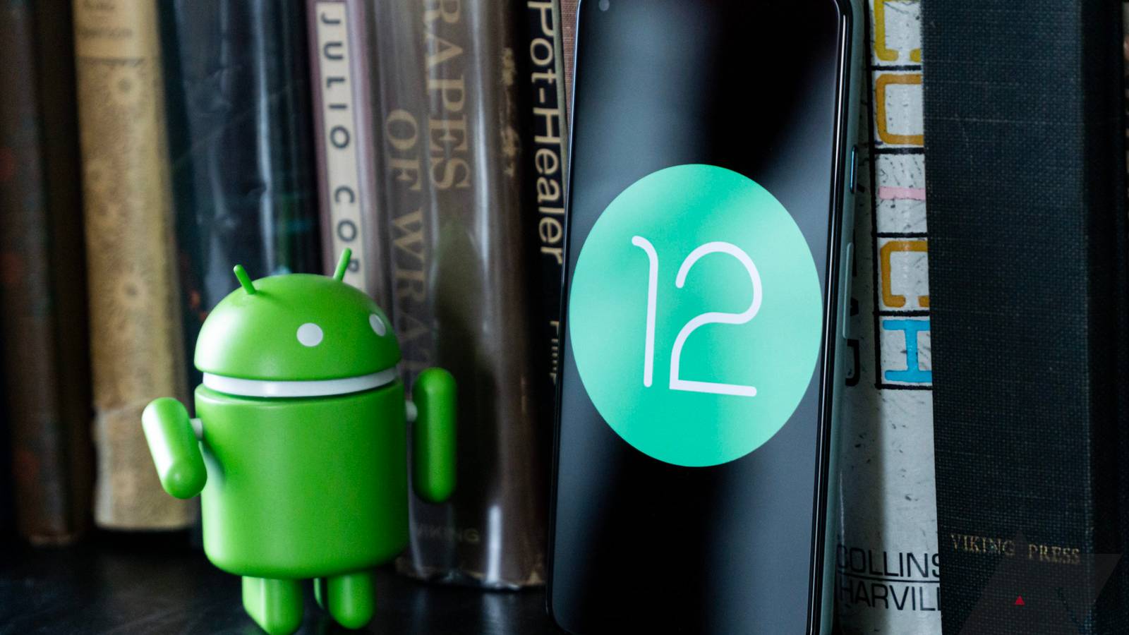 Android 12's new power menu UI looks like it got in a fight with an ...