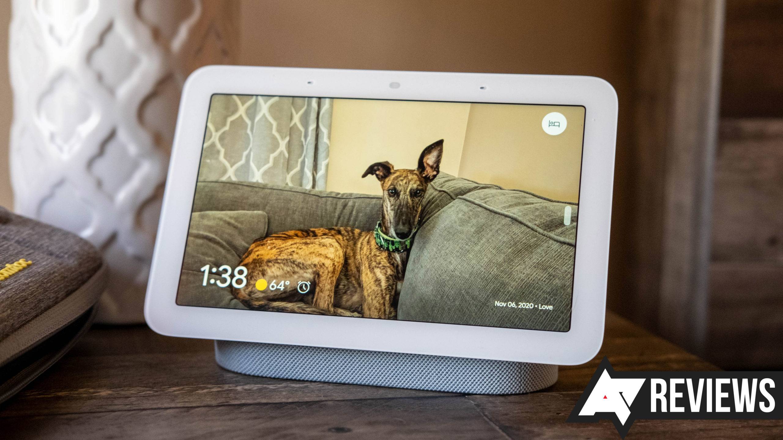 thumbnail image 2 of Google Nest Hub 7" Smart Display (2nd Gen) – Chalk, New Sealed, Bluetooth, WiFi, Google Assistant 2 of 4