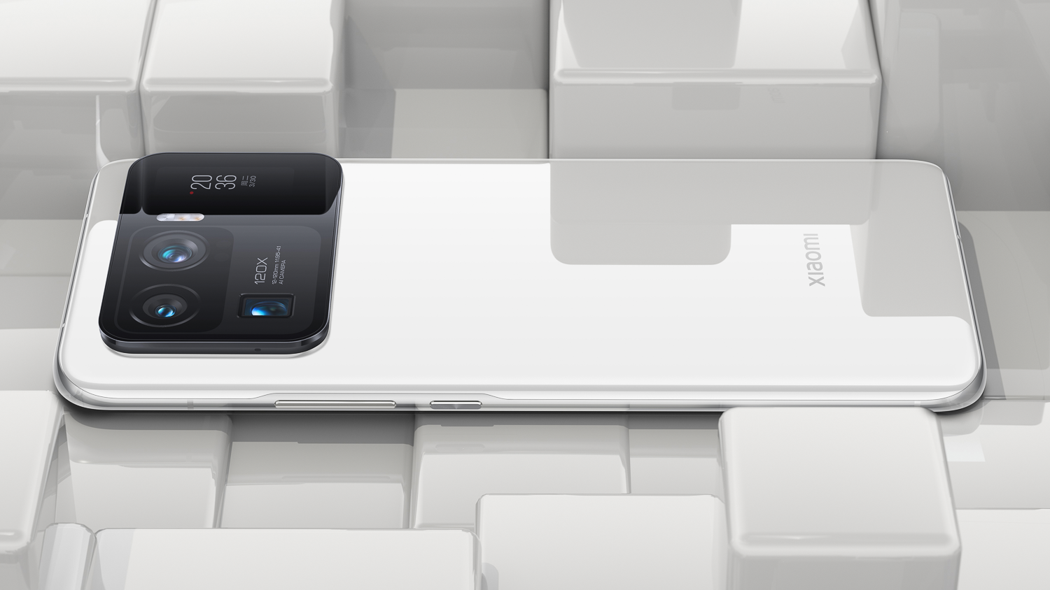 The Xiaomi Mi 11 Ultra has a rear display and charges at
