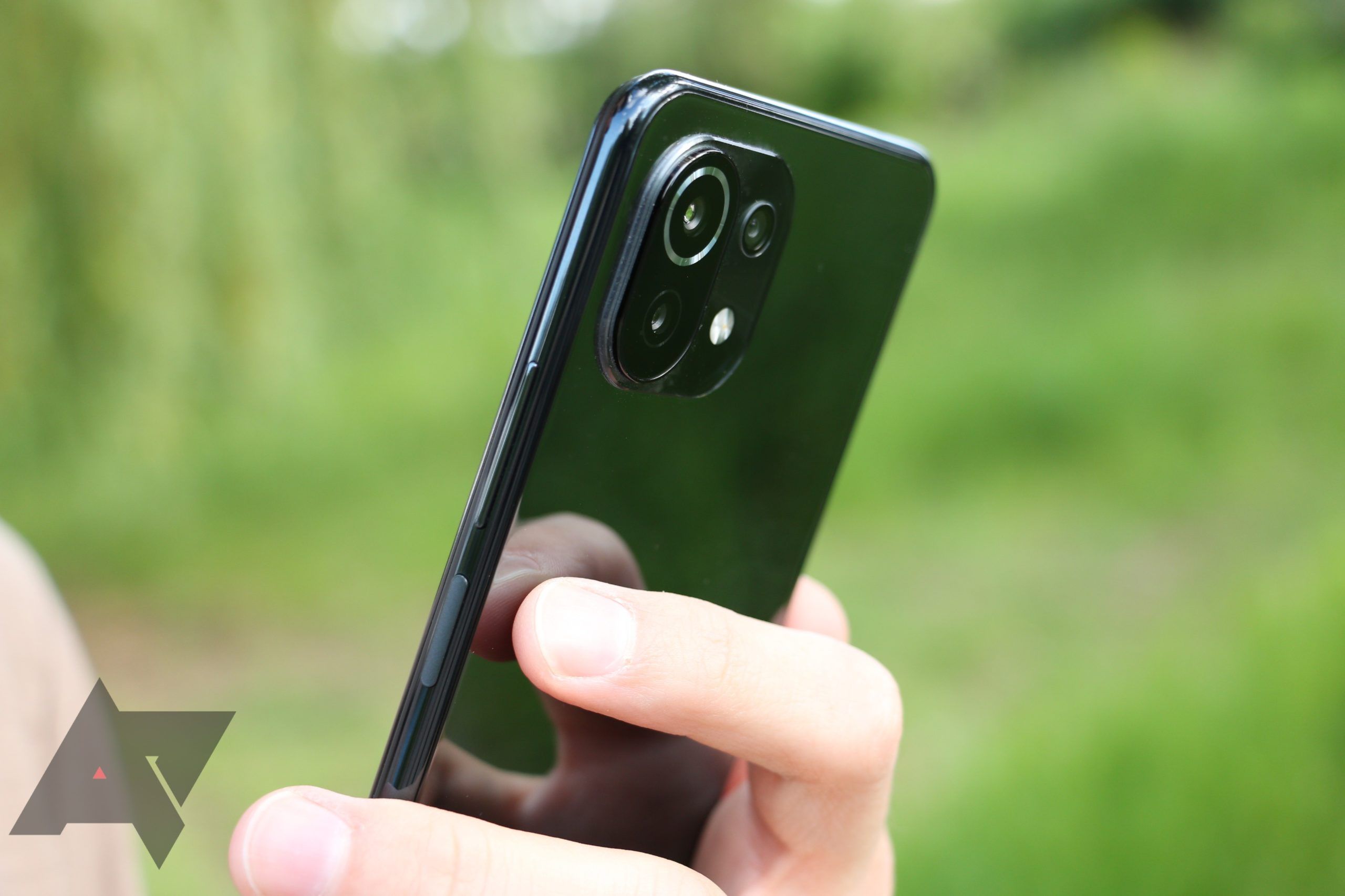 Xiaomi Mi 11 Lite review, one month later: Getting better, little