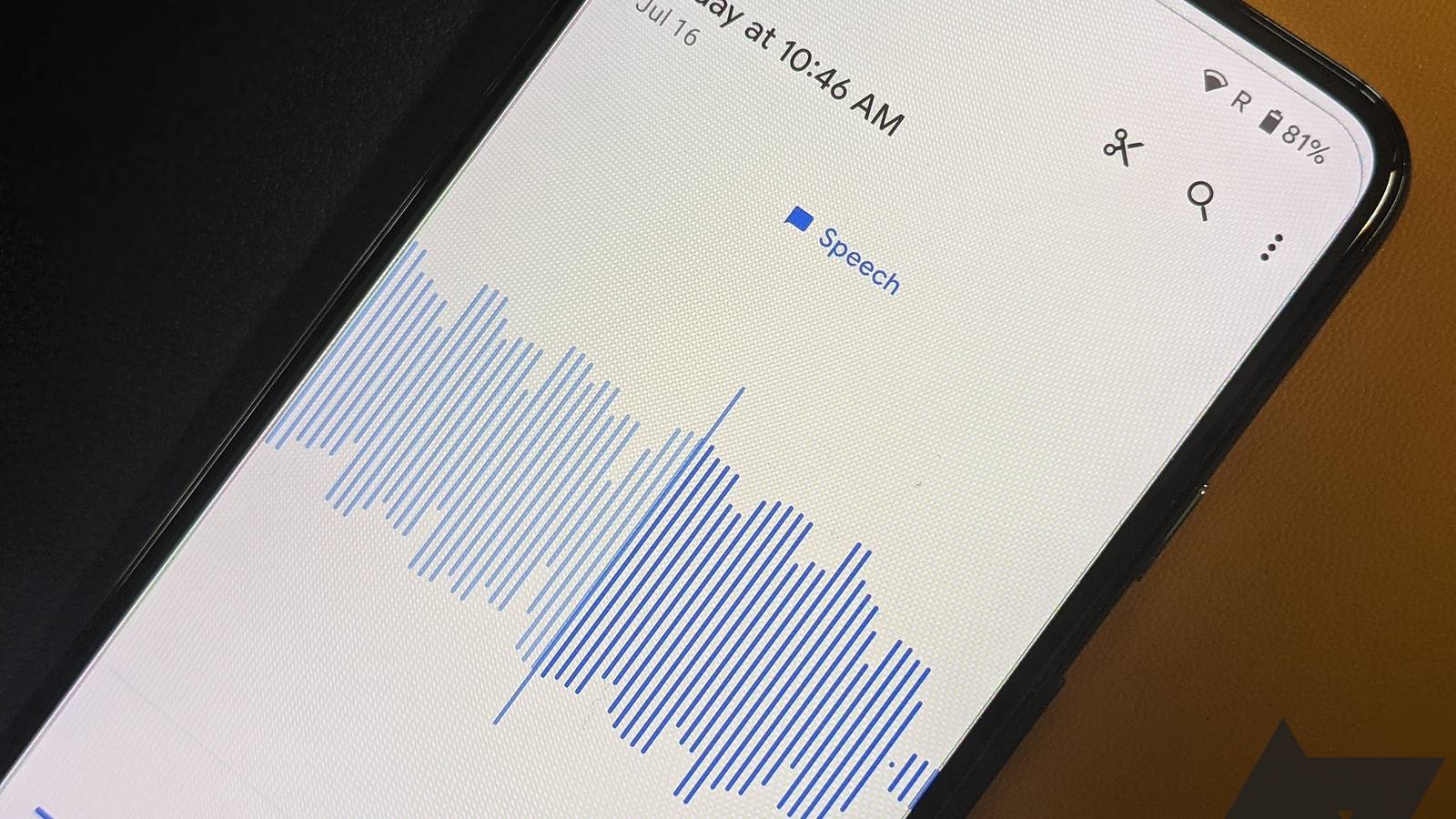 Google Recorder 3.5 brings back system-based theme switching and ...