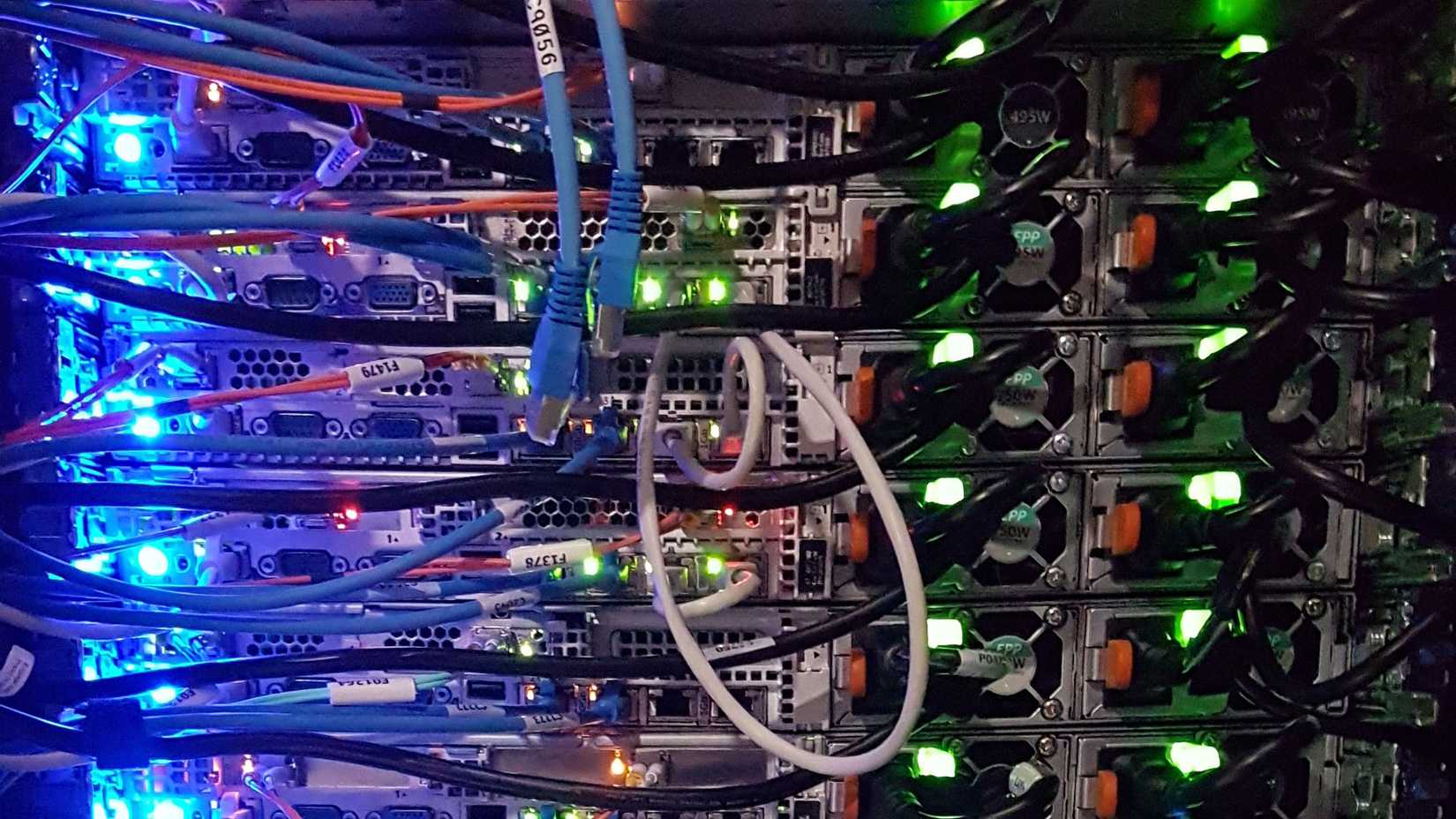 rede-servidor-datacenter-unsplash