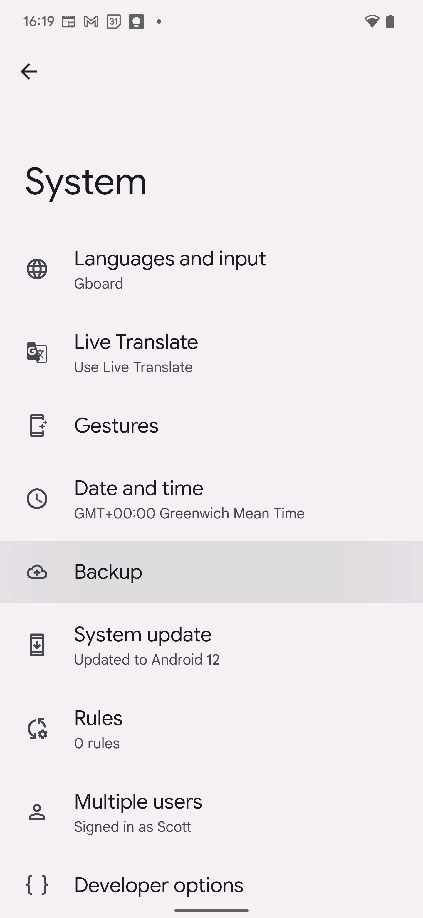 How to transfer files and data from an old Android phone to a new one