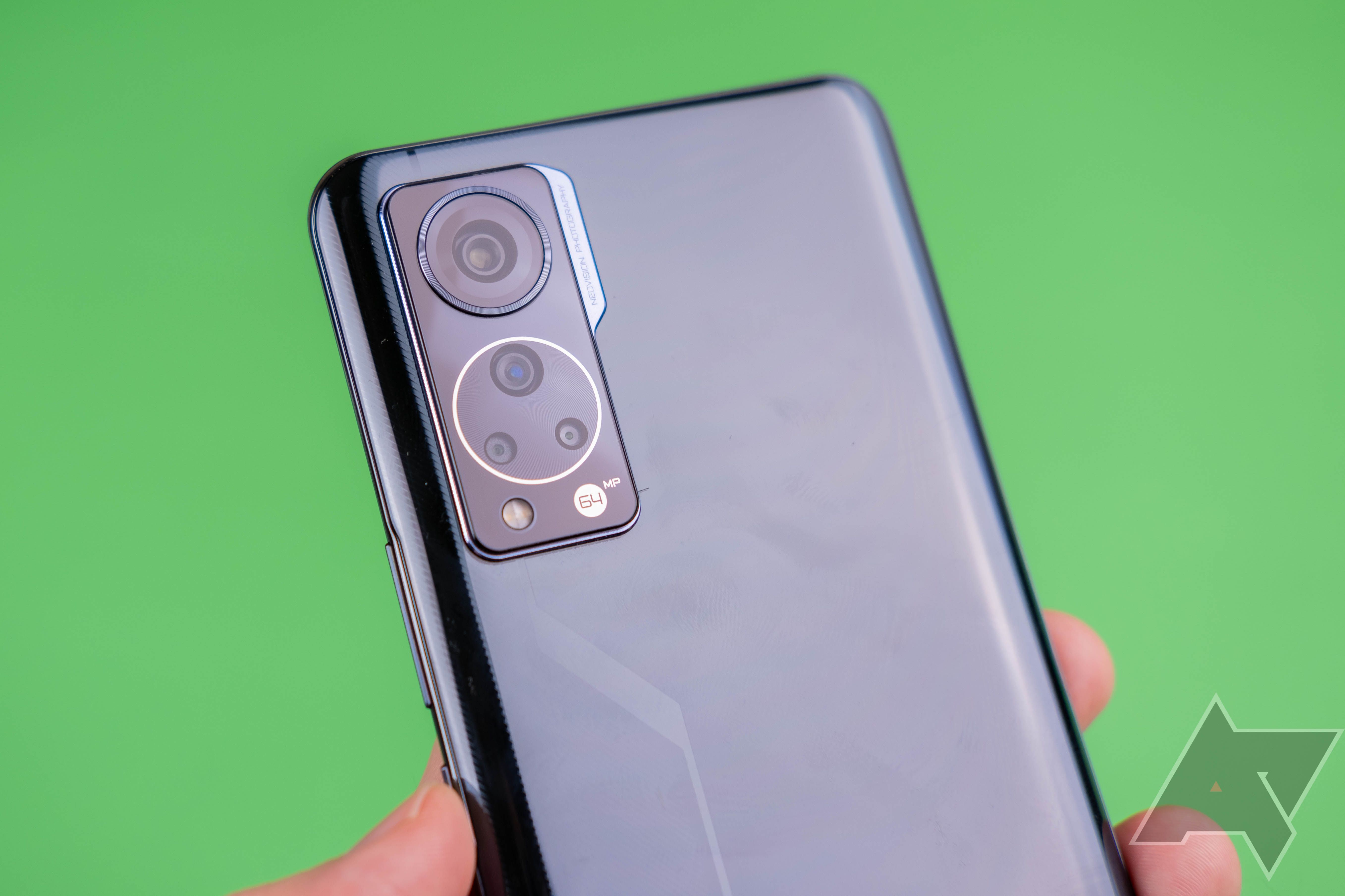 C ZTE AXON 30 5G A2322G ブラック　SIMフリー ZTE Axon 30 5G review: Second generation under display camera is