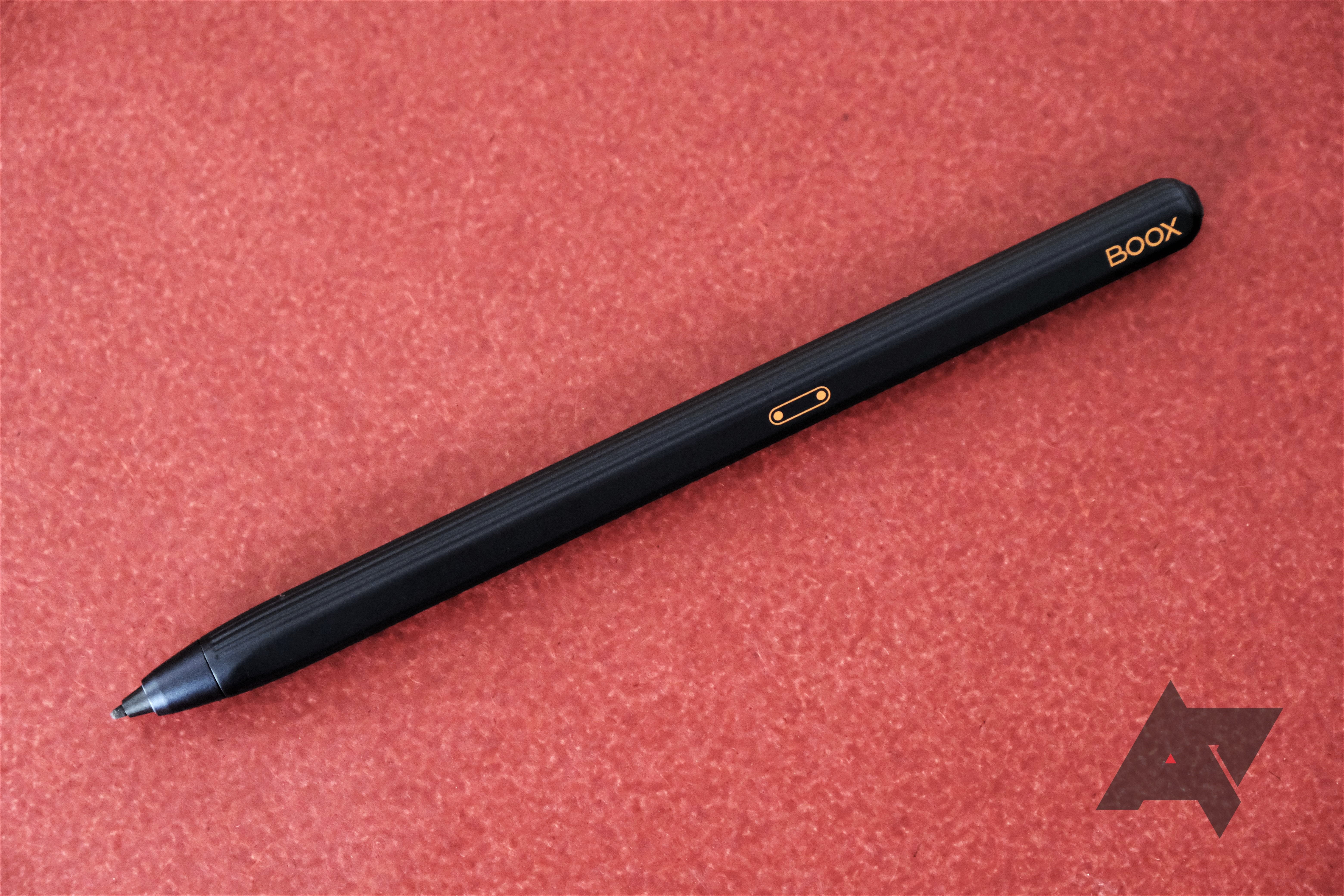 Onyx Boox Max Lumi 2 review: Livin' large