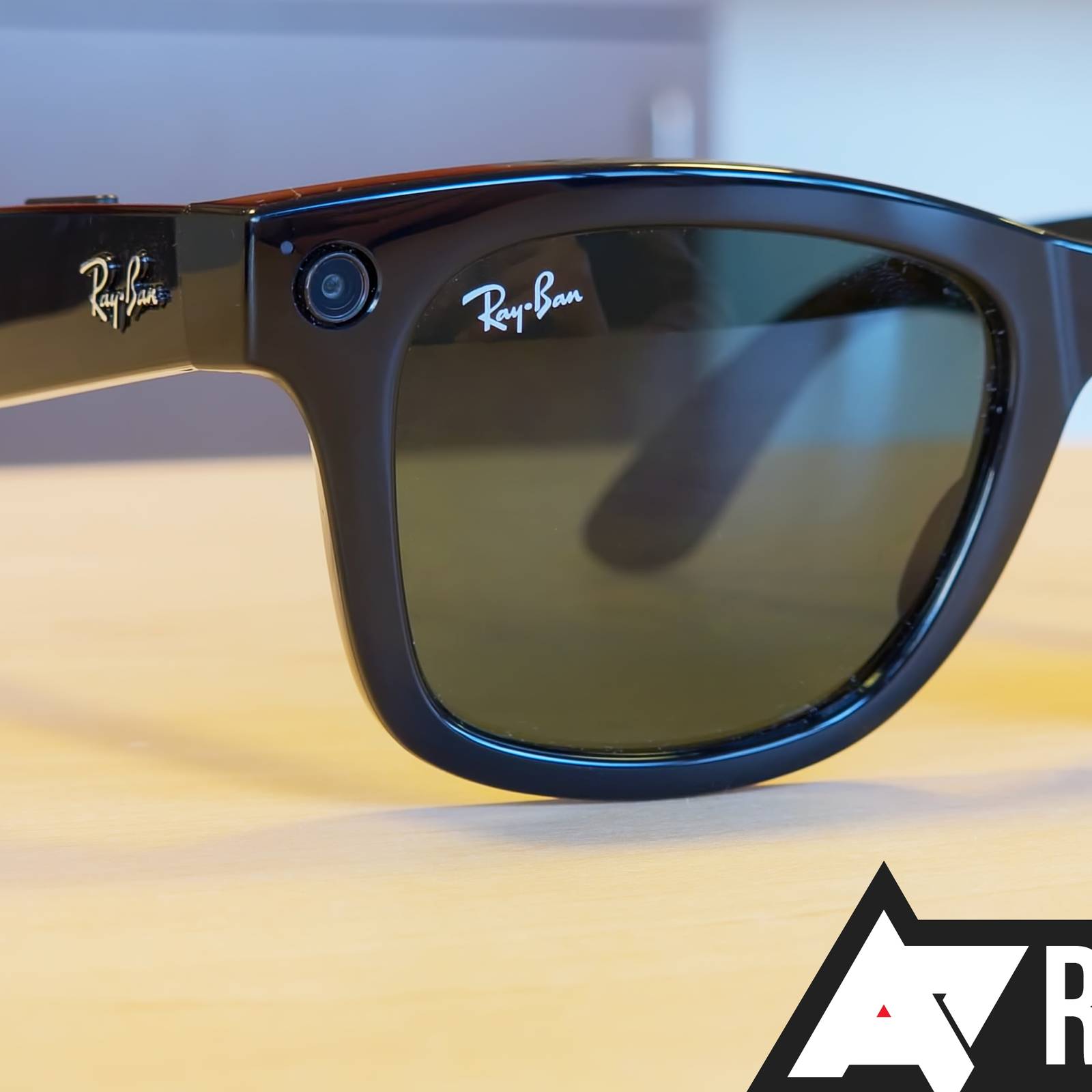Ray-Ban Stories Round Black Sunglasses Green Lenses - SMART GLASSES Ray-Ban Stories Wayfarer Smart Glasses - Black Frames with  main image 3