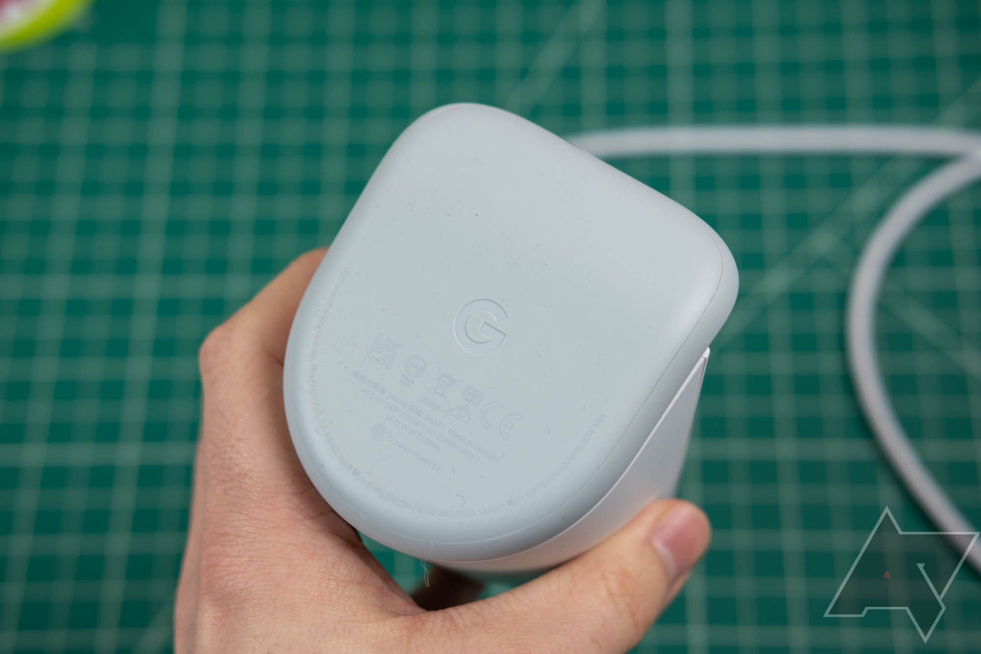 Teardown: Pixel Stand offers faster-than-Qi wireless charging for (some)  Google fans - EDN Asia