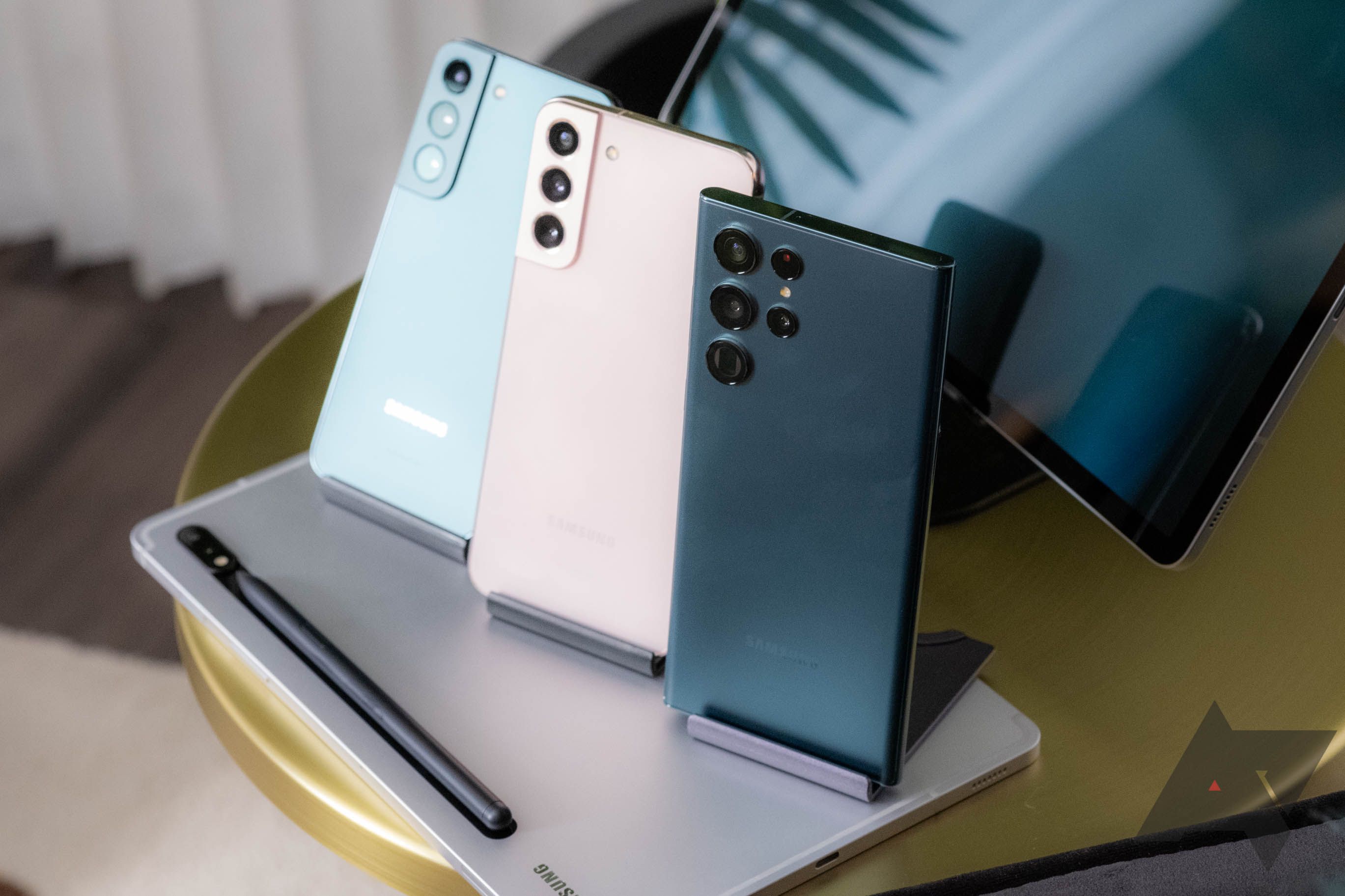 Samsung's Galaxy S22 series is official, complete with an Ultra