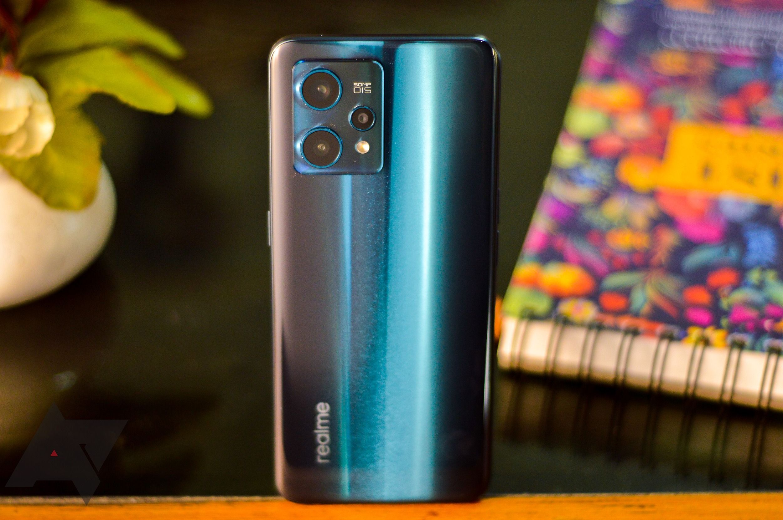 Realme 9 Pro review: Design and handling