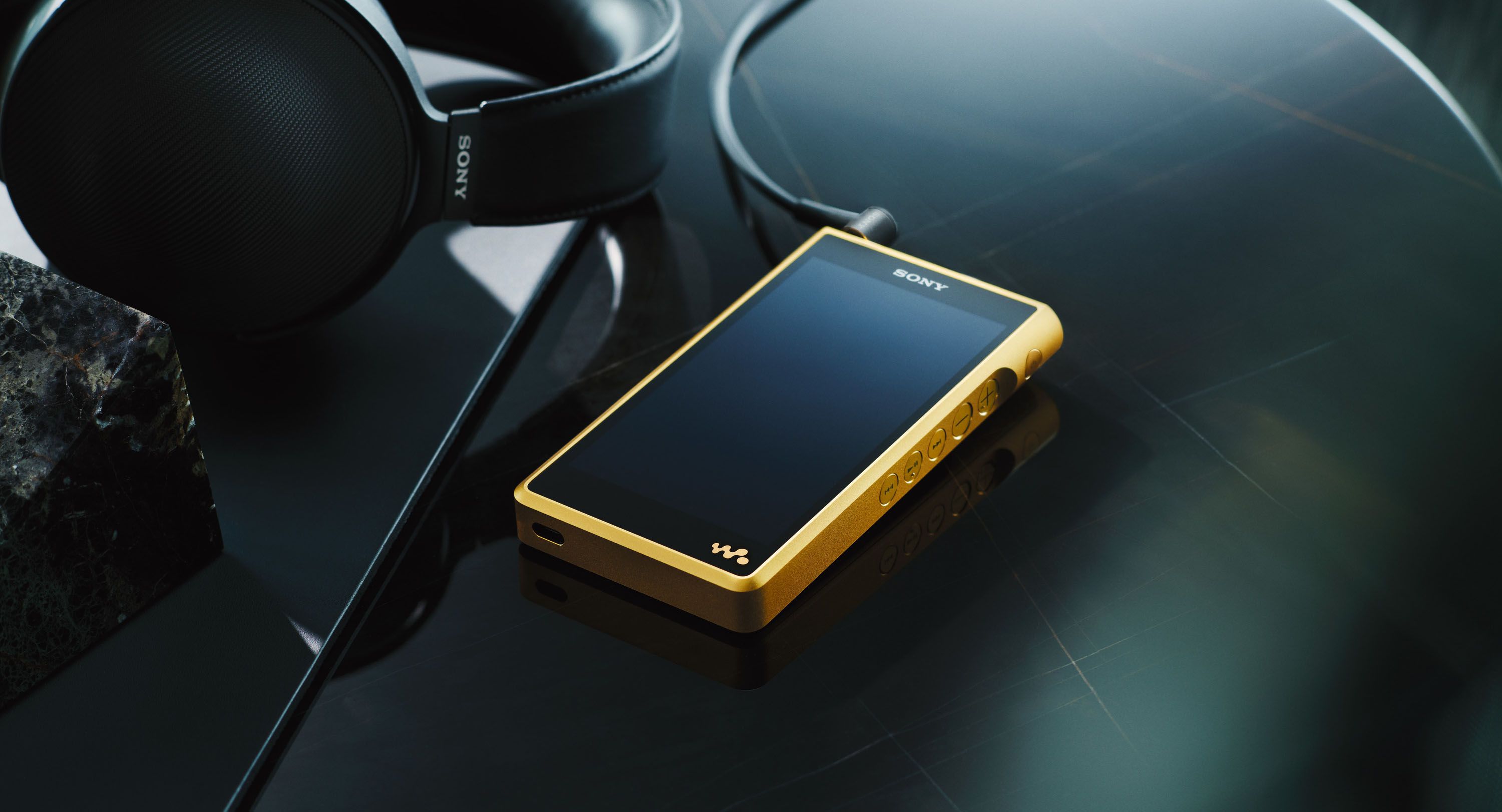 SONY WALKMAN ゴールド SONY Digital Audio Player Walkman WM1 Series Gold NW-WM1Z N from
