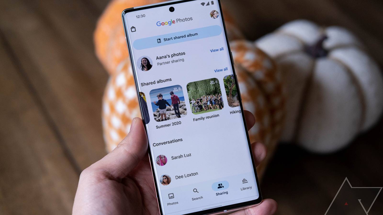 Similar Features Google Photos will now stack your similar shots together with this ...