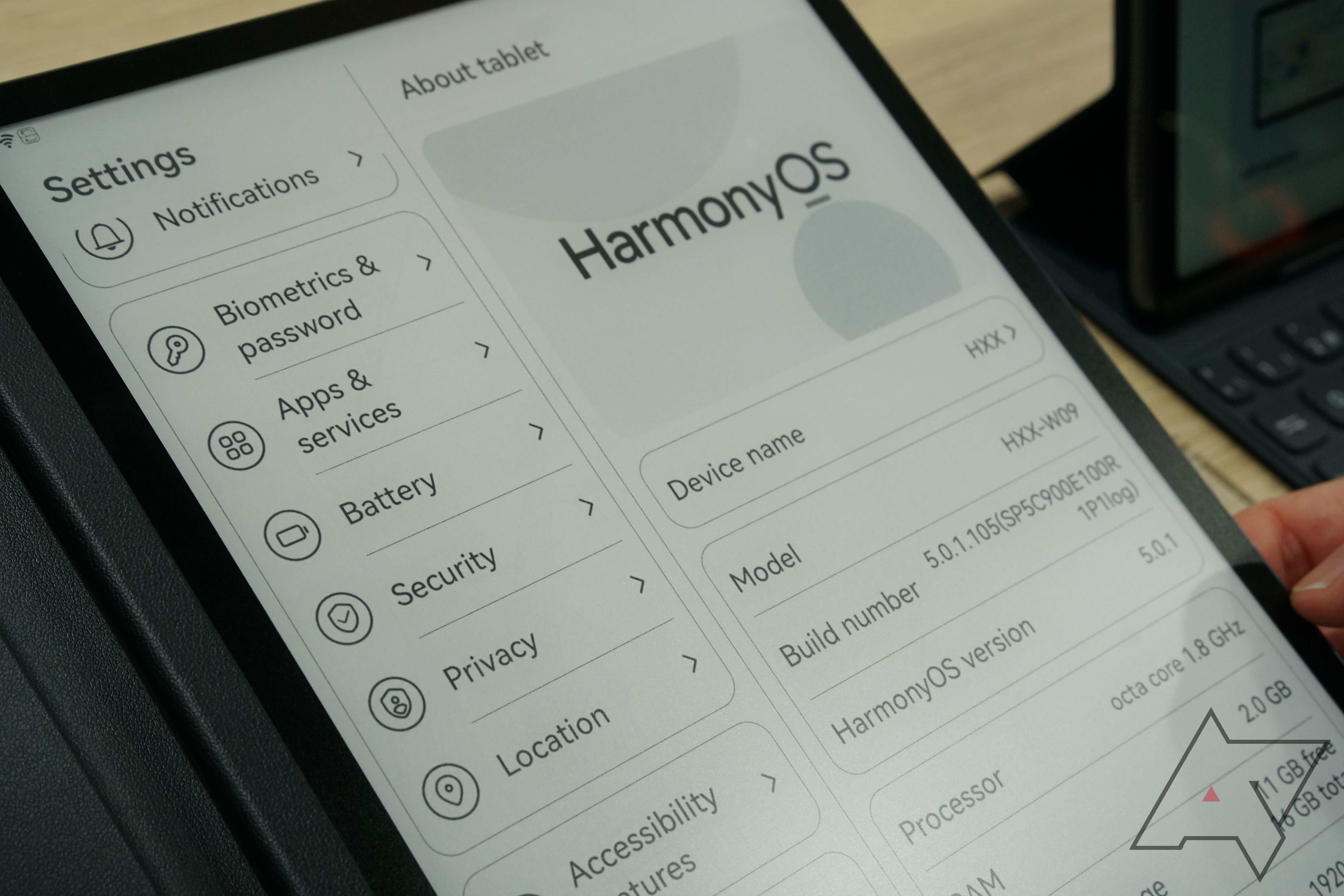 Huawei MatePad Paper takes on the Kindle Paperwhite for E Ink