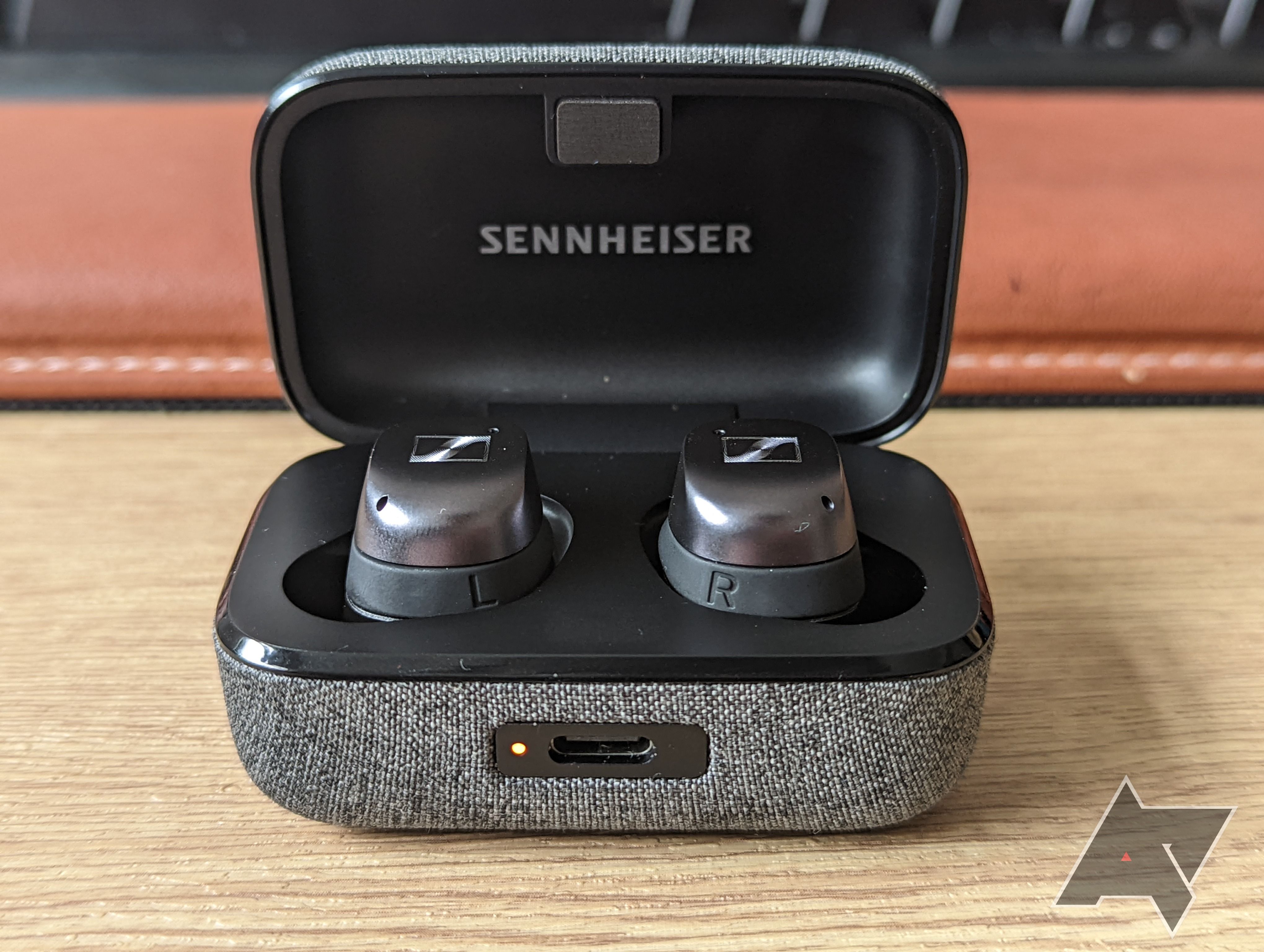 Sennheiser Momentum True Wireless 3 headphones 9