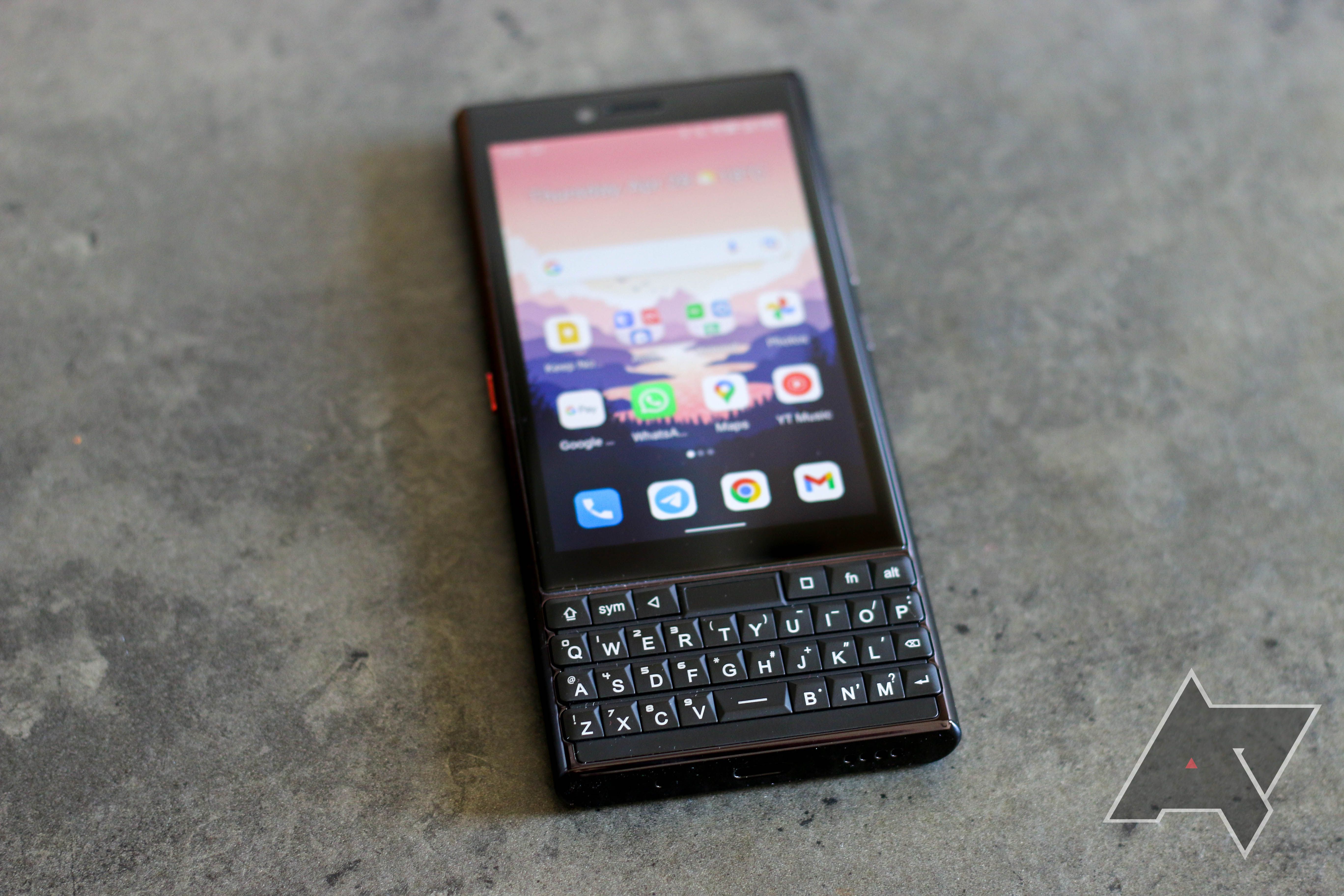 Unihertz Titan Slim Review: The BlackBerry I never had