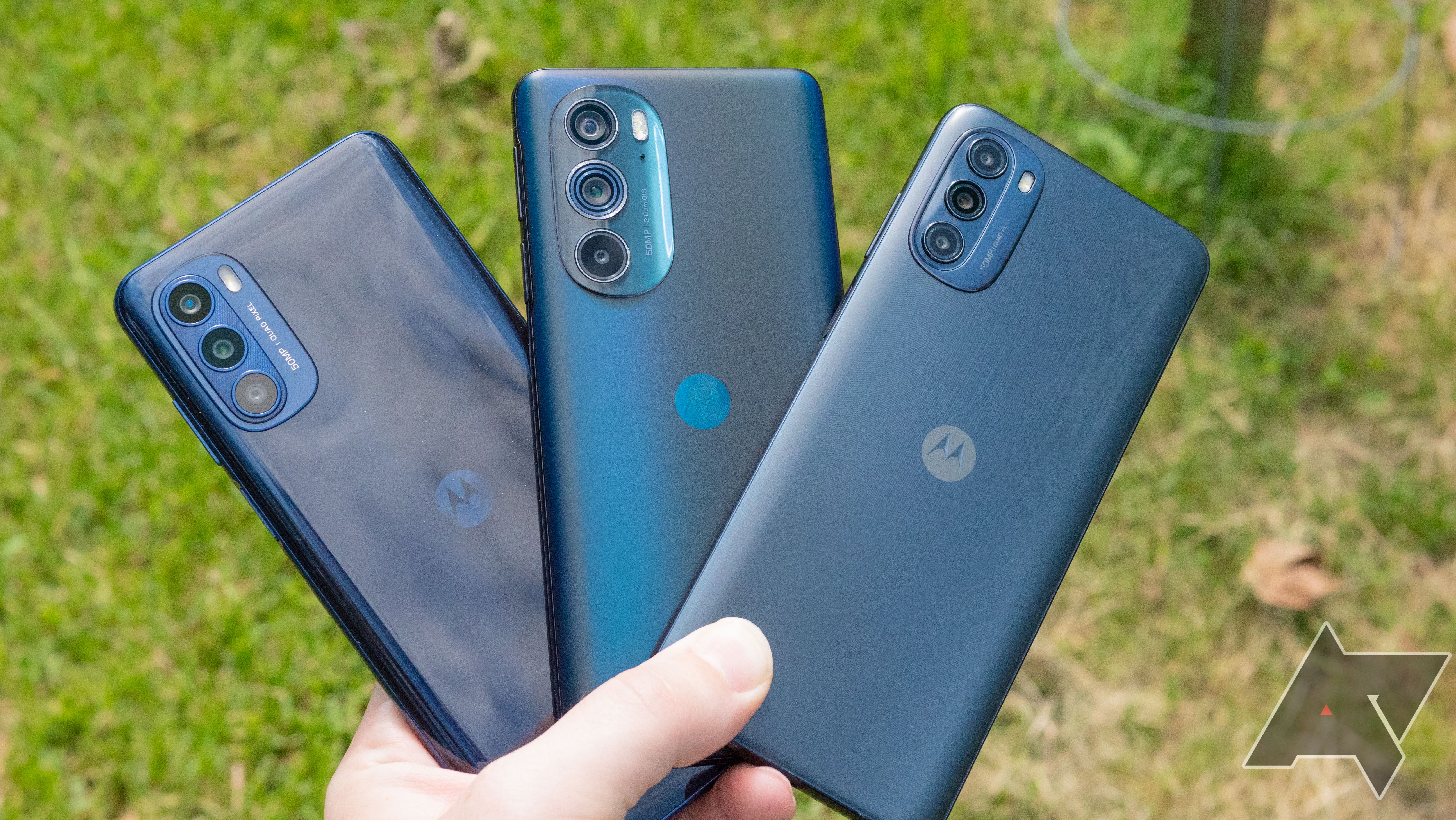 These Motorola devices are confirmed to get Android 13