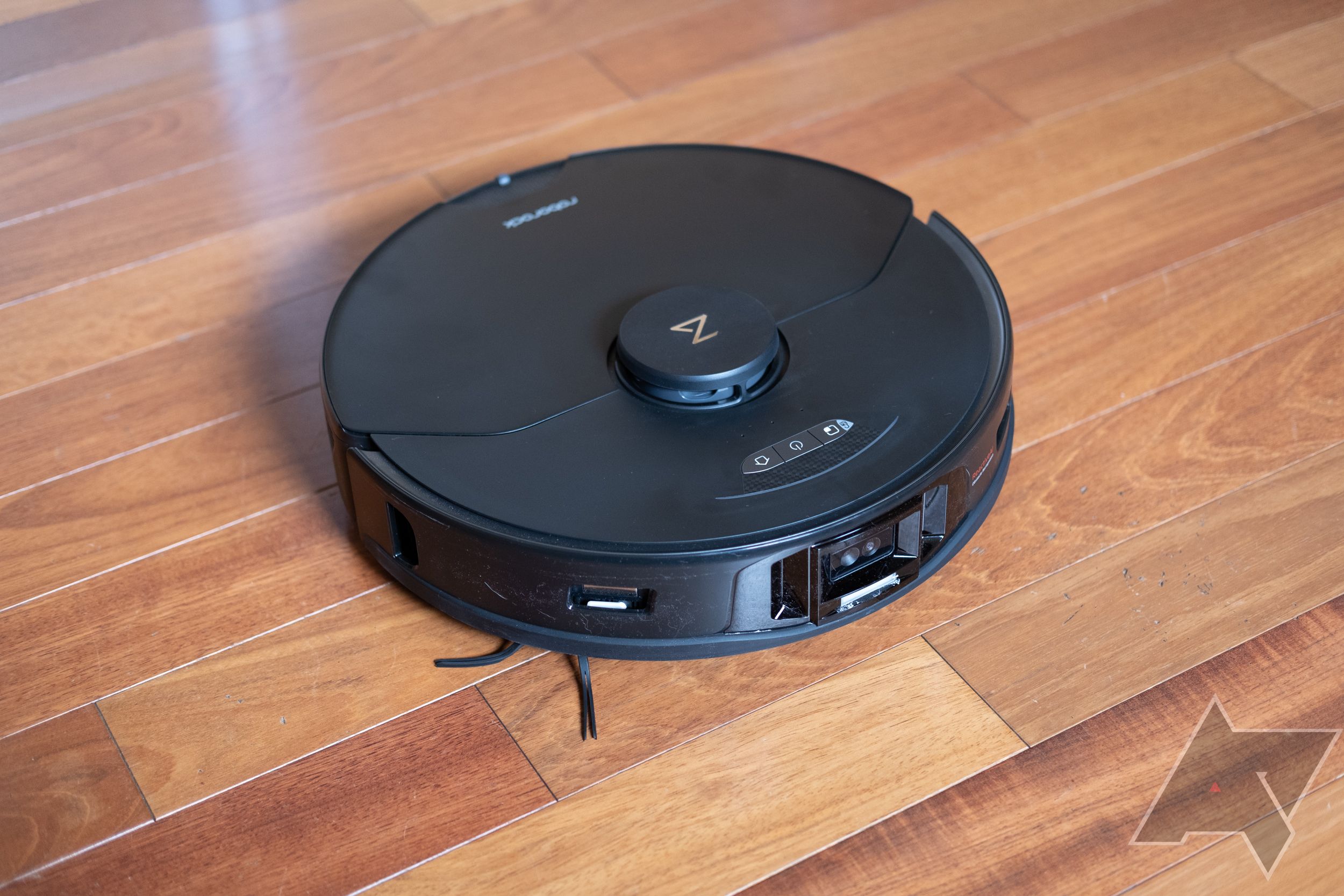 Roborock S7 MaxV Ultra review: This robot cleans everything—even