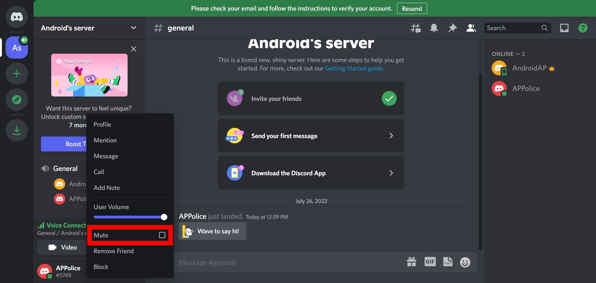 How to mute a user on Discord