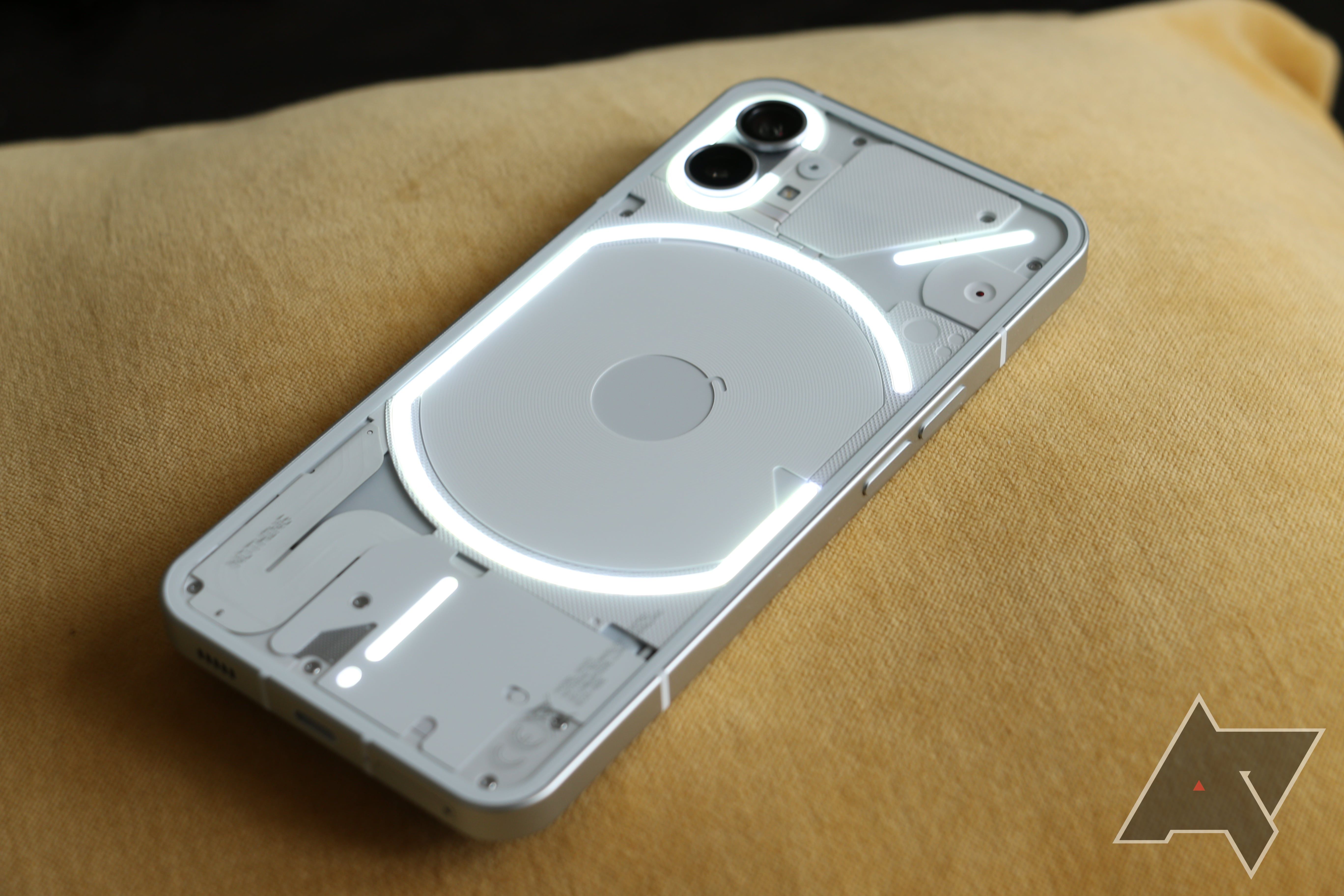 The Nothing Phone 1 hops on the Android 15 beta bandwagon