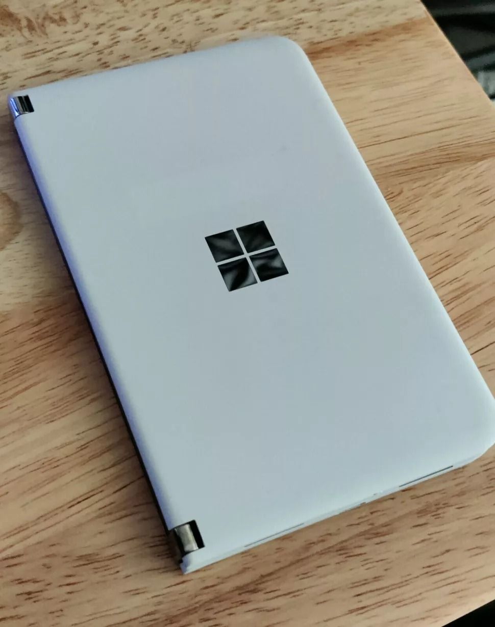 Surface Duo Mid 1
