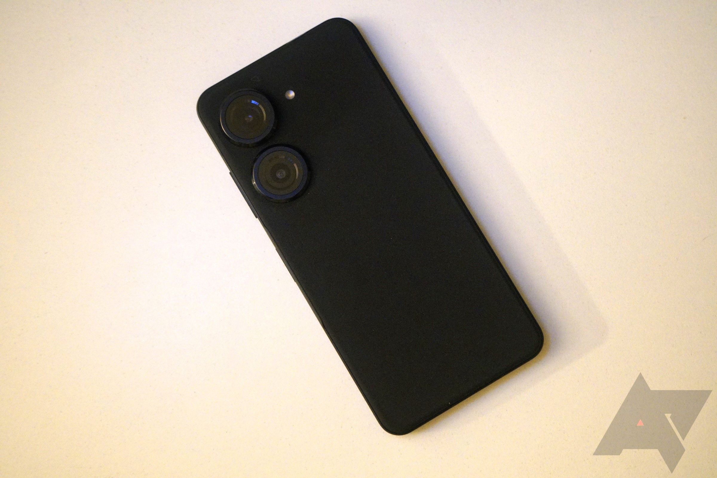 The Zenfone 9 is Asus's first phone to get stable Android 13