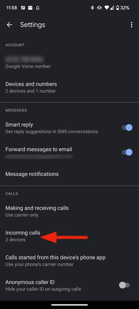 Freccia rossa che indica le chiamate in arrivo nelle impostazioni di chiamata in Google Voice